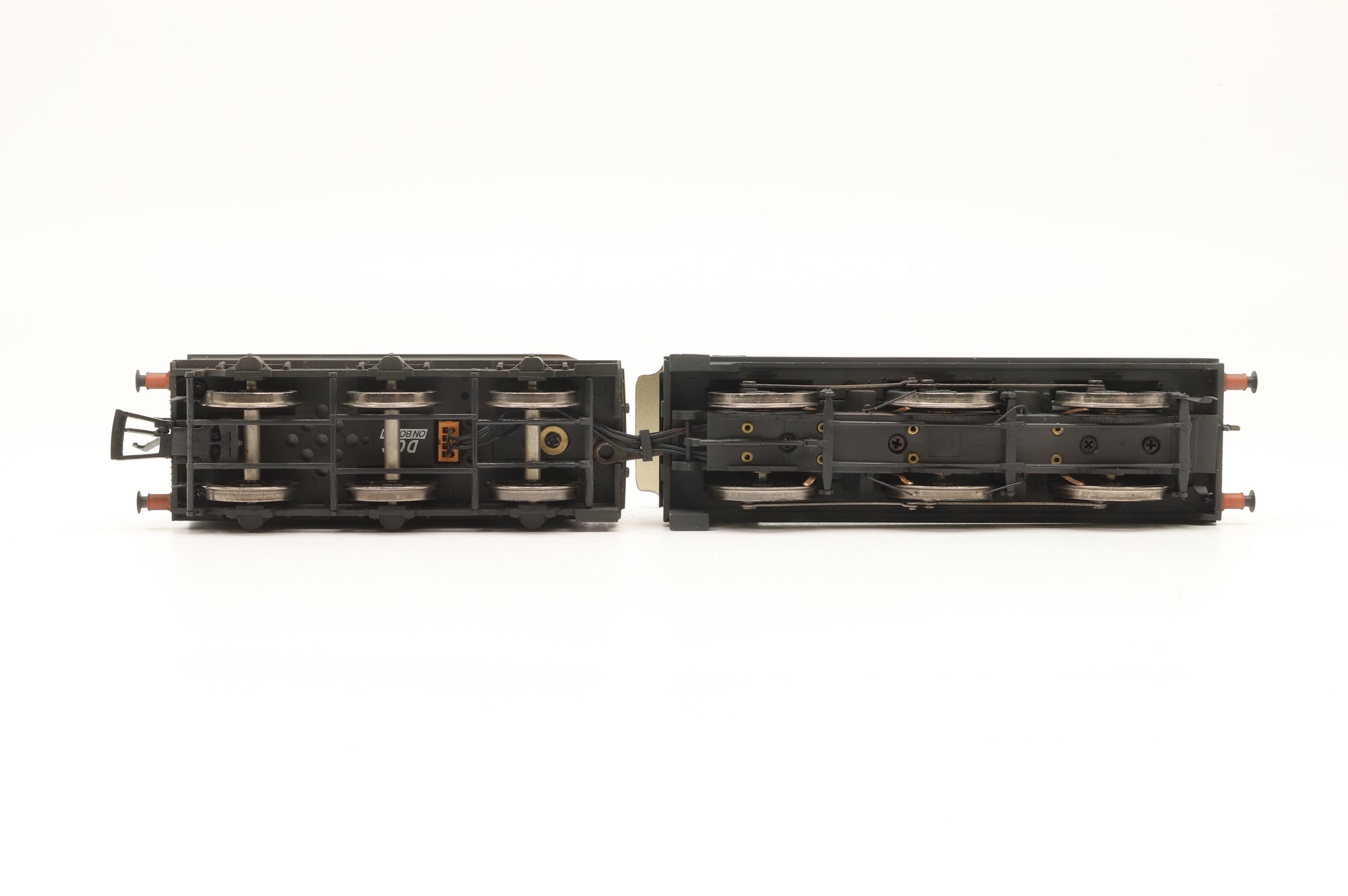 Bachmann OO 31-628DC Class 3F '43620' BR Black L/C Weathered DCC Fitted
