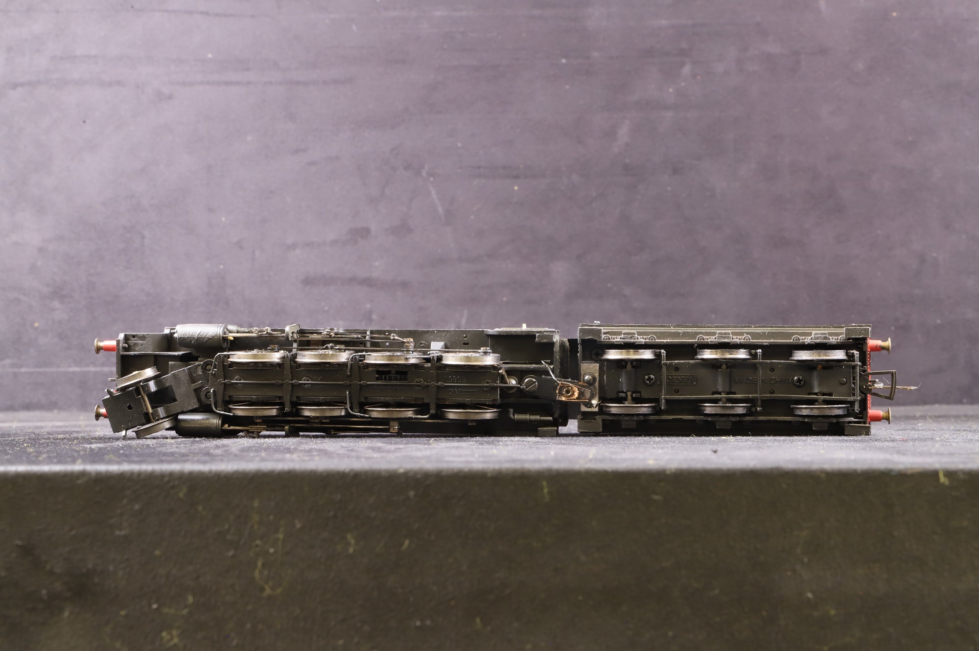 WORKSHOP Hornby OO R2249 LMS 2-8-0 Class 8F Loco, Un-numbered