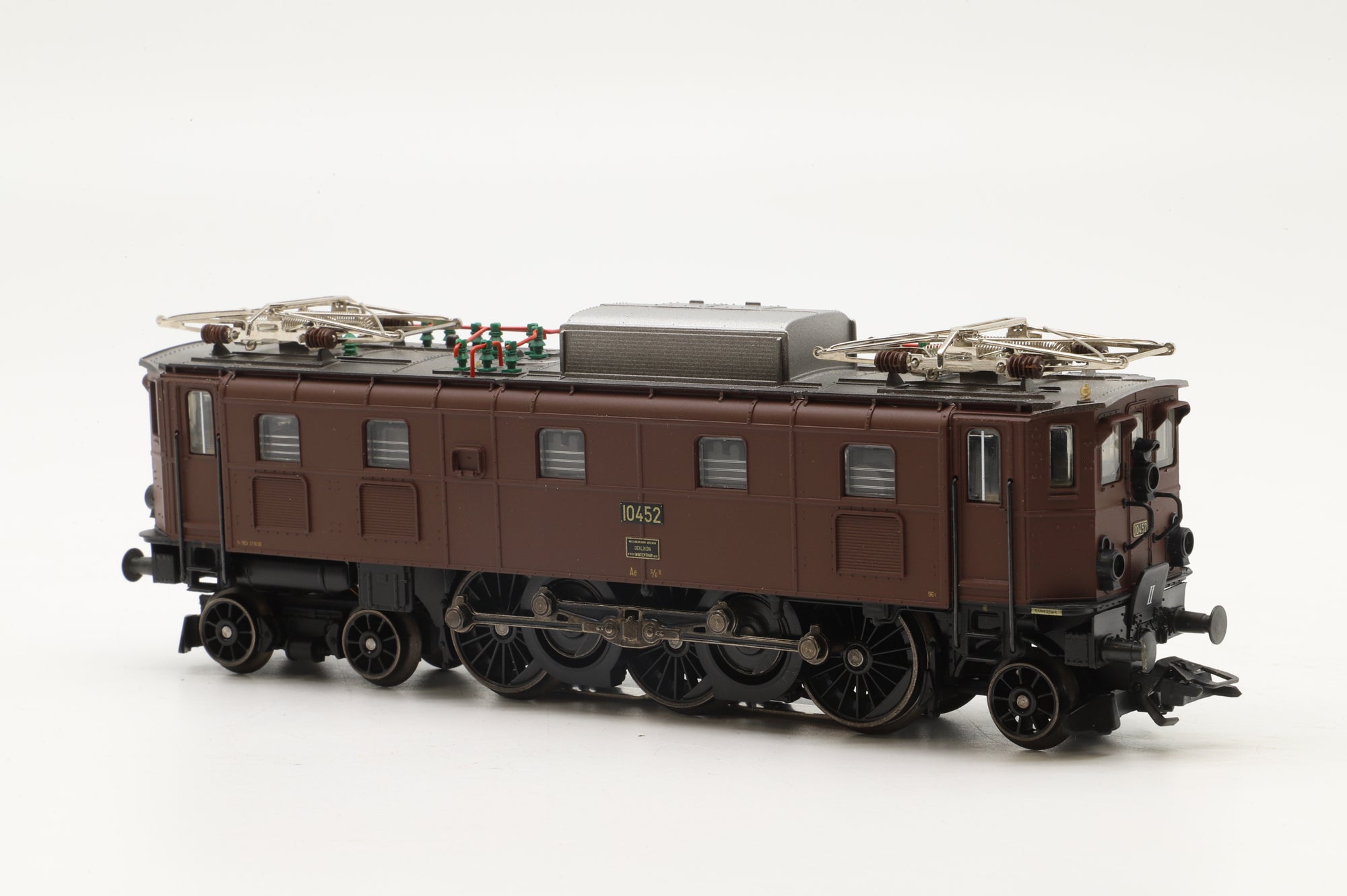 Marklin HO 37513 Class Ae 3/6 II Express Electric Locomotive 3 Rail MFX Sound