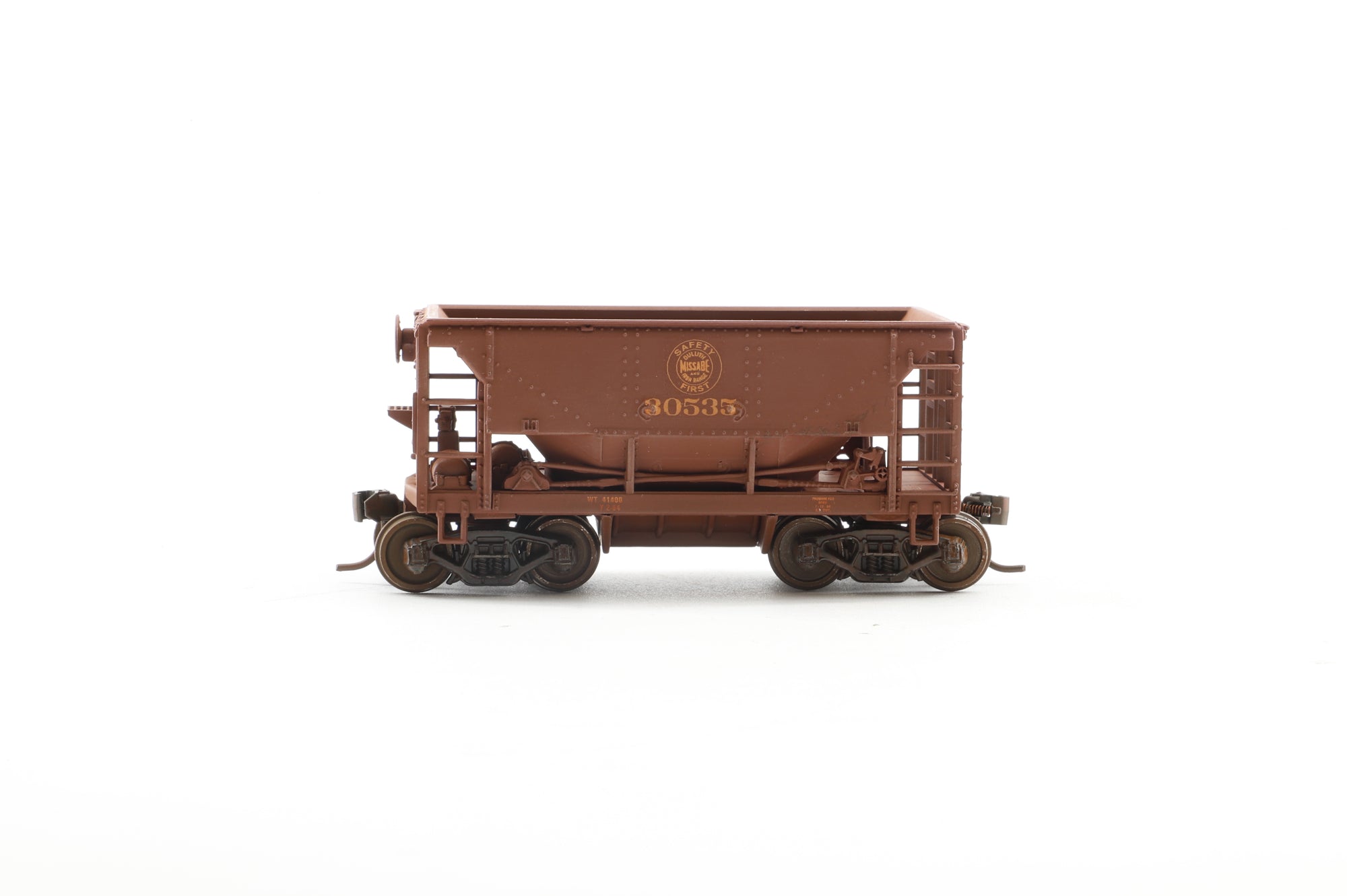 Walthers HO 932-4462 12-Pack of Ore Cars in DMIR Brown - Pro-Customised/Weathered