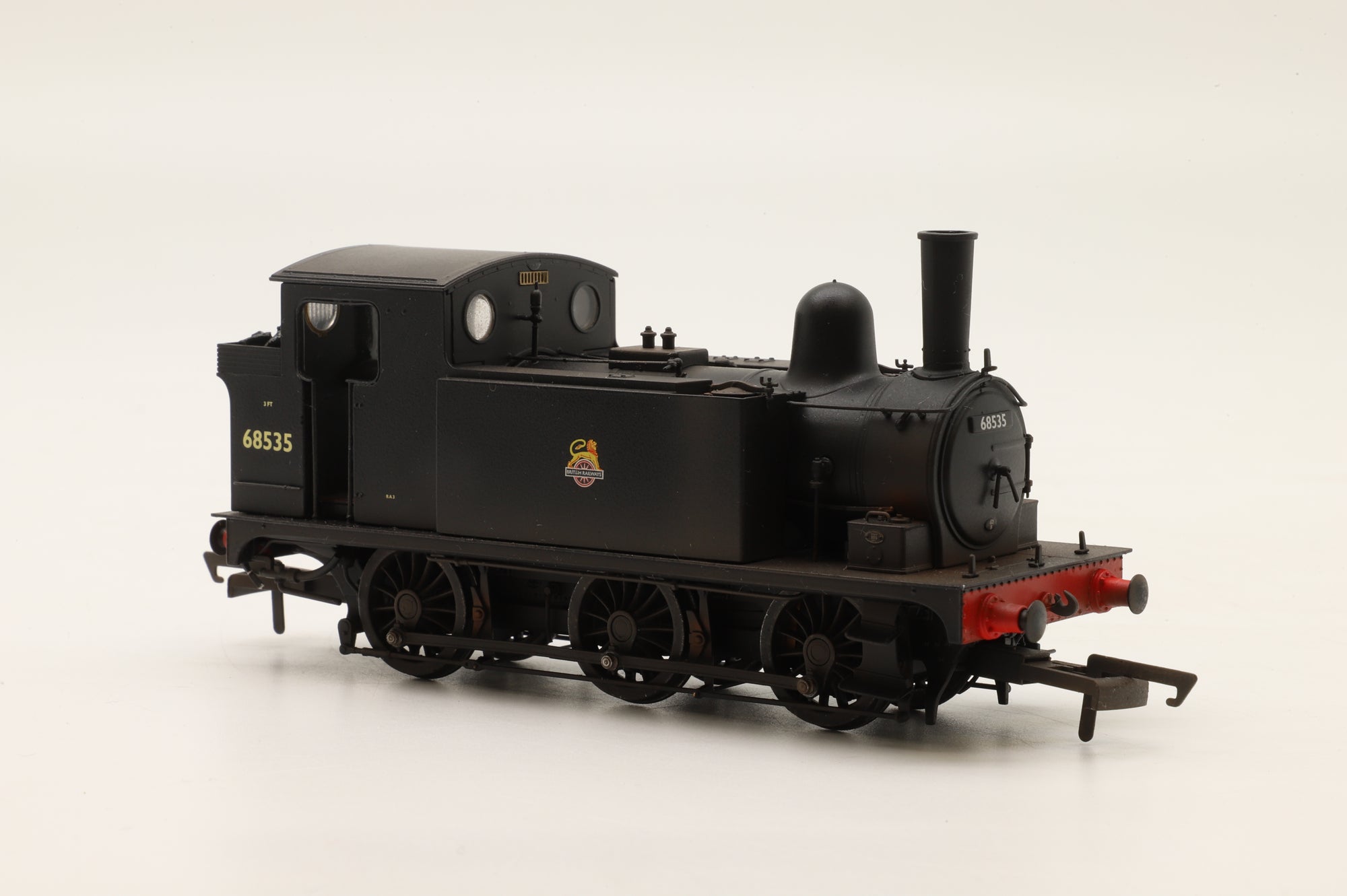 Accurascale OO ACC2434 J67 'Buckjumper' 68535 in BR Black w/ Early Crests – TMC Weathered