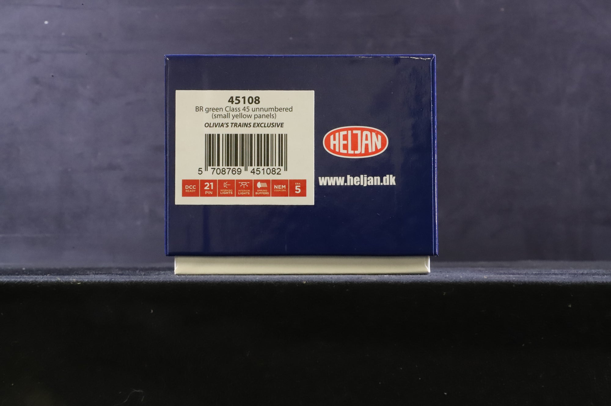 Heljan OO 45108 Class 45 in BR Green w/ SYP -  Unnumbered & Weathered