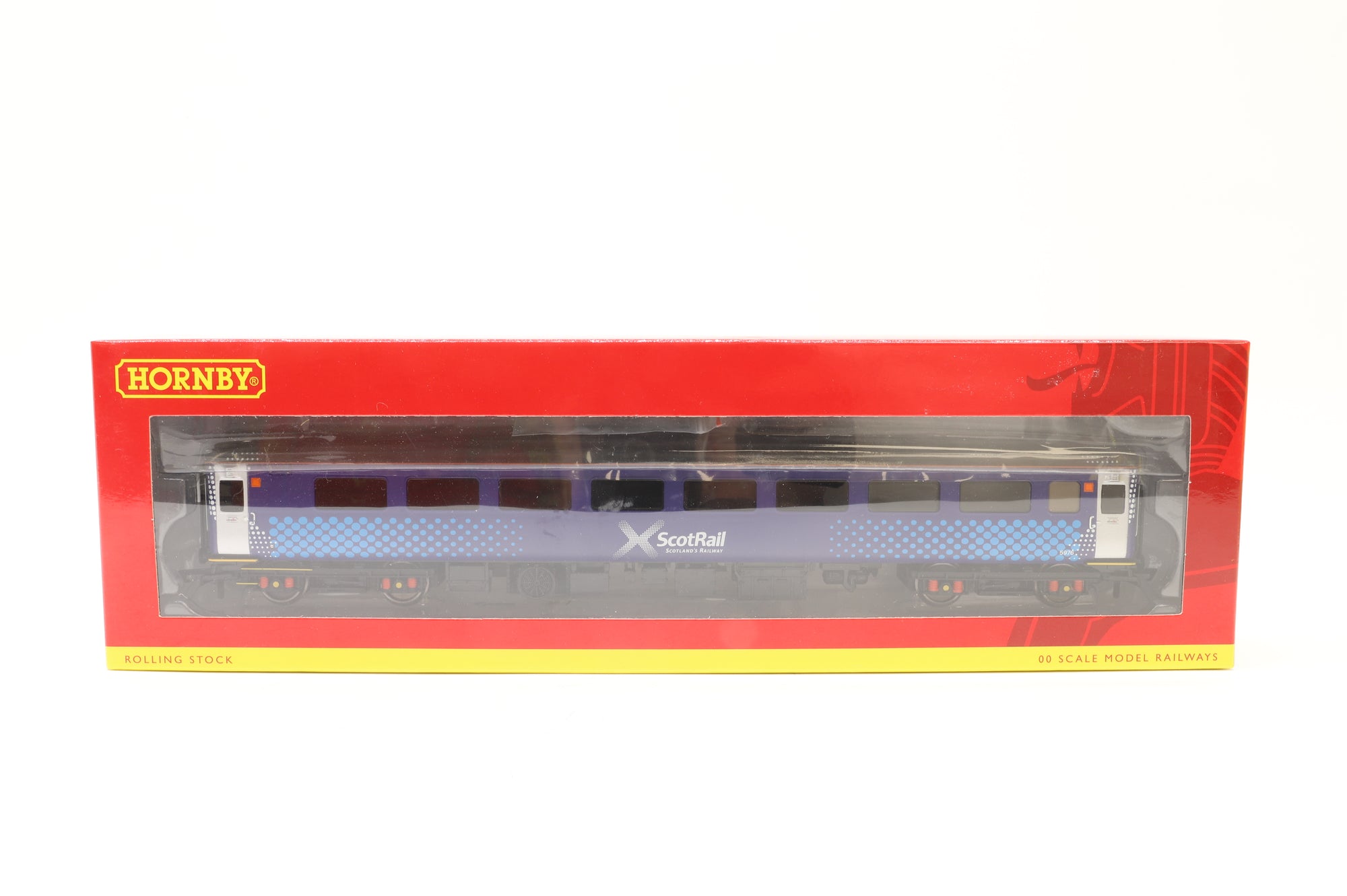 Hornby OO Rake of 6x Mk2s in ScotRail Saltire Livery