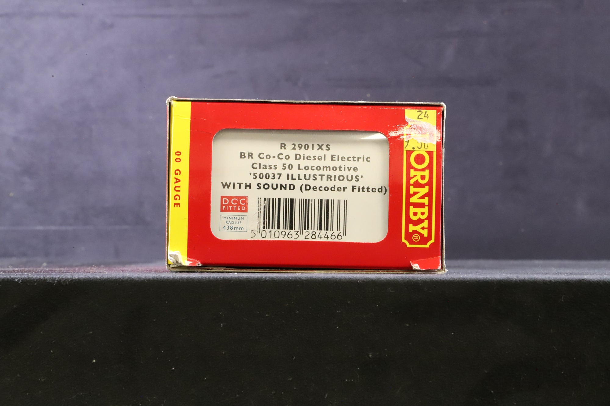 Hornby OO R2901XS Class 50 '50037' 'Illustrious' BR Blue Large Logo DCC Sound