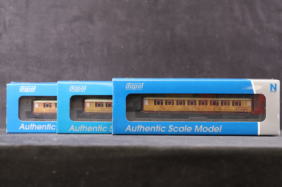 Dapol N 2P-011-004/ 105 Rake Of 3 Gresley Teak Coaches