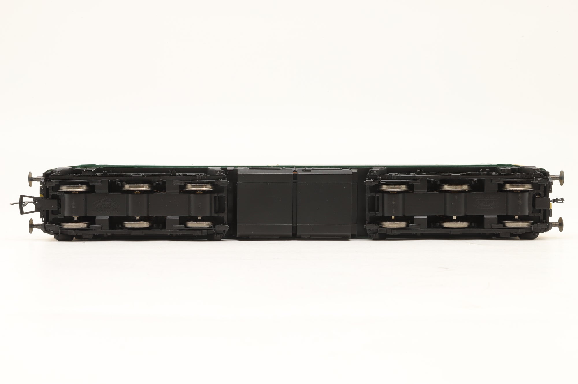 Bachmann OO 32-753 Class 57/0 '57011' Freightliner