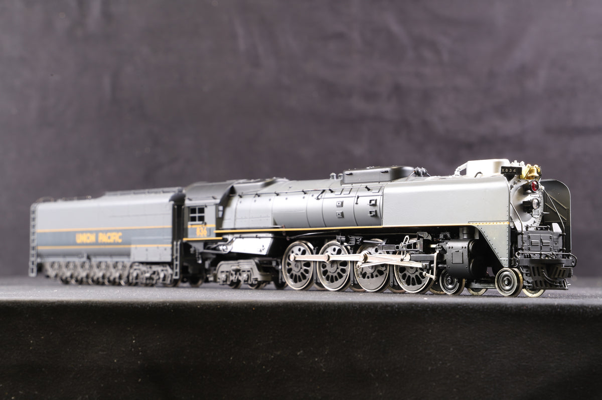 Rivarossi HO 1527/1 4-8-4 Fef 3 &#39;836&#39; Union Pacific Grey