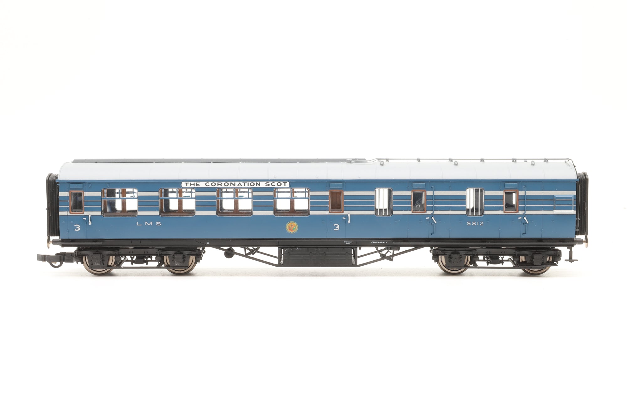 Hornby OO Rake Of 7 LMS Blue Coronation Coaches Lighting Fitted