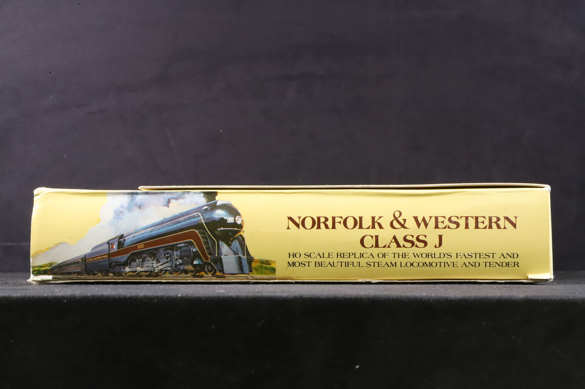 Bachmann HO 41-0678-A4 Norfolk &amp; Western Class J Double Tender Train Pack