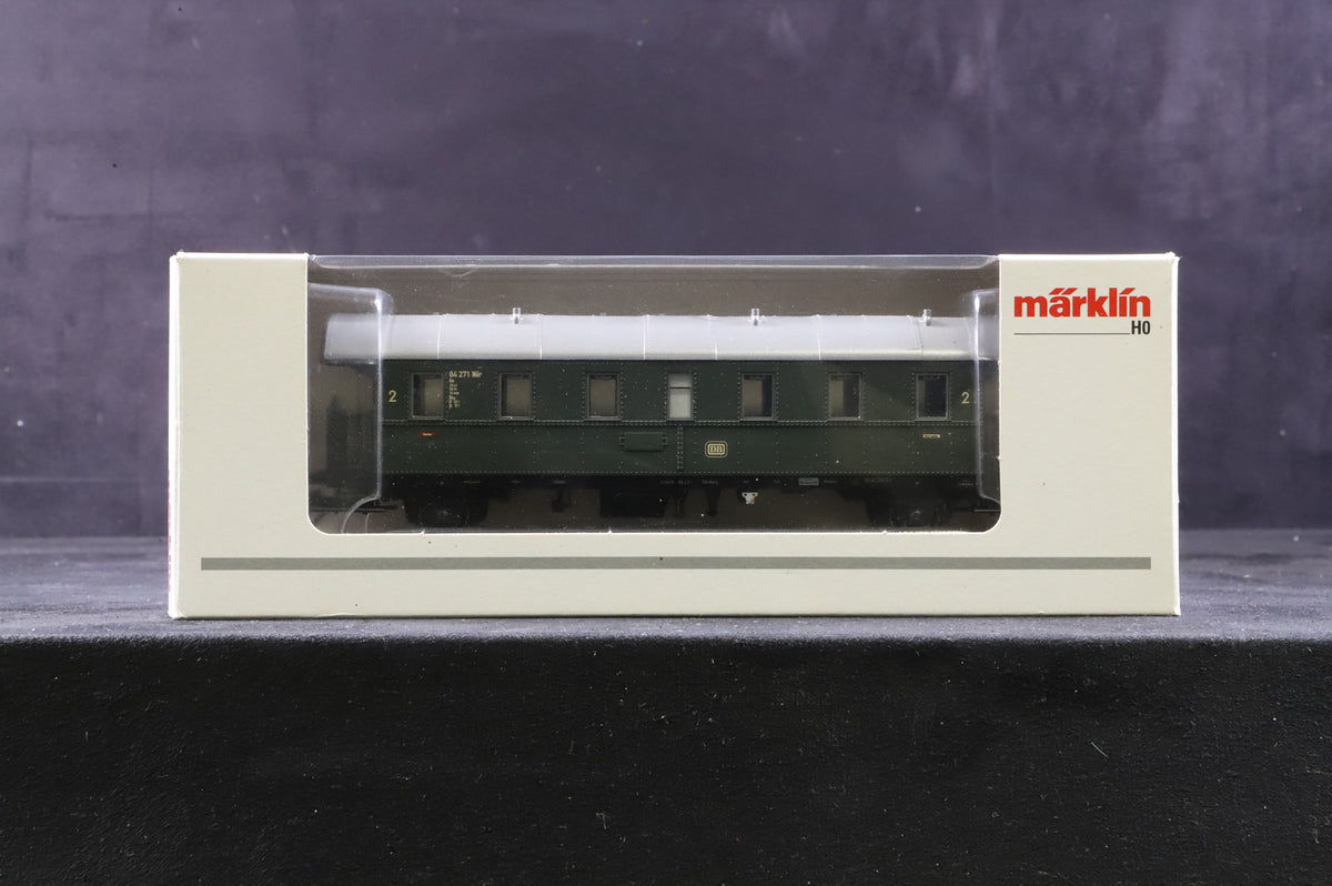 Marklin HO Rake Of 5 Green 4 Wheel DB Coaches Inc. 00792-02, 03, 06, 07 &amp; 08
