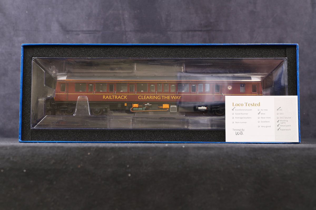 Dapol OO 4D-009-HAT06 Class 121 single car DMU &#39;Bubblecar&#39; 977858 in Railtrack &#39;coaching stock&#39; maroon - Hatton&#39;s limited edition