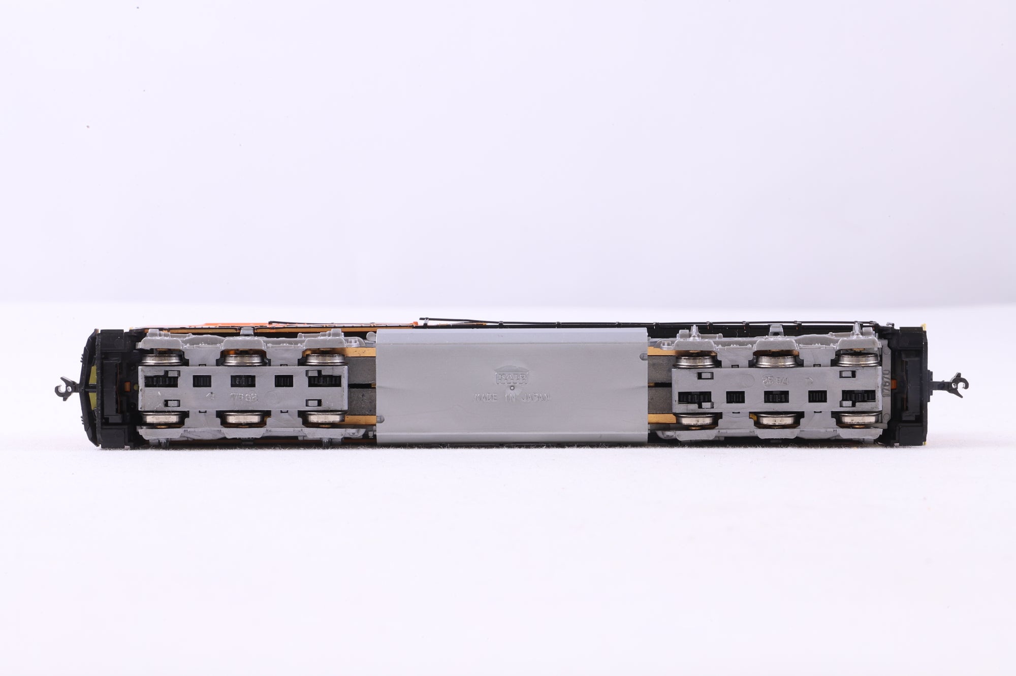 Kato N Gauge 176-8930 GE ES44AC No.5573 in BNSF Livery