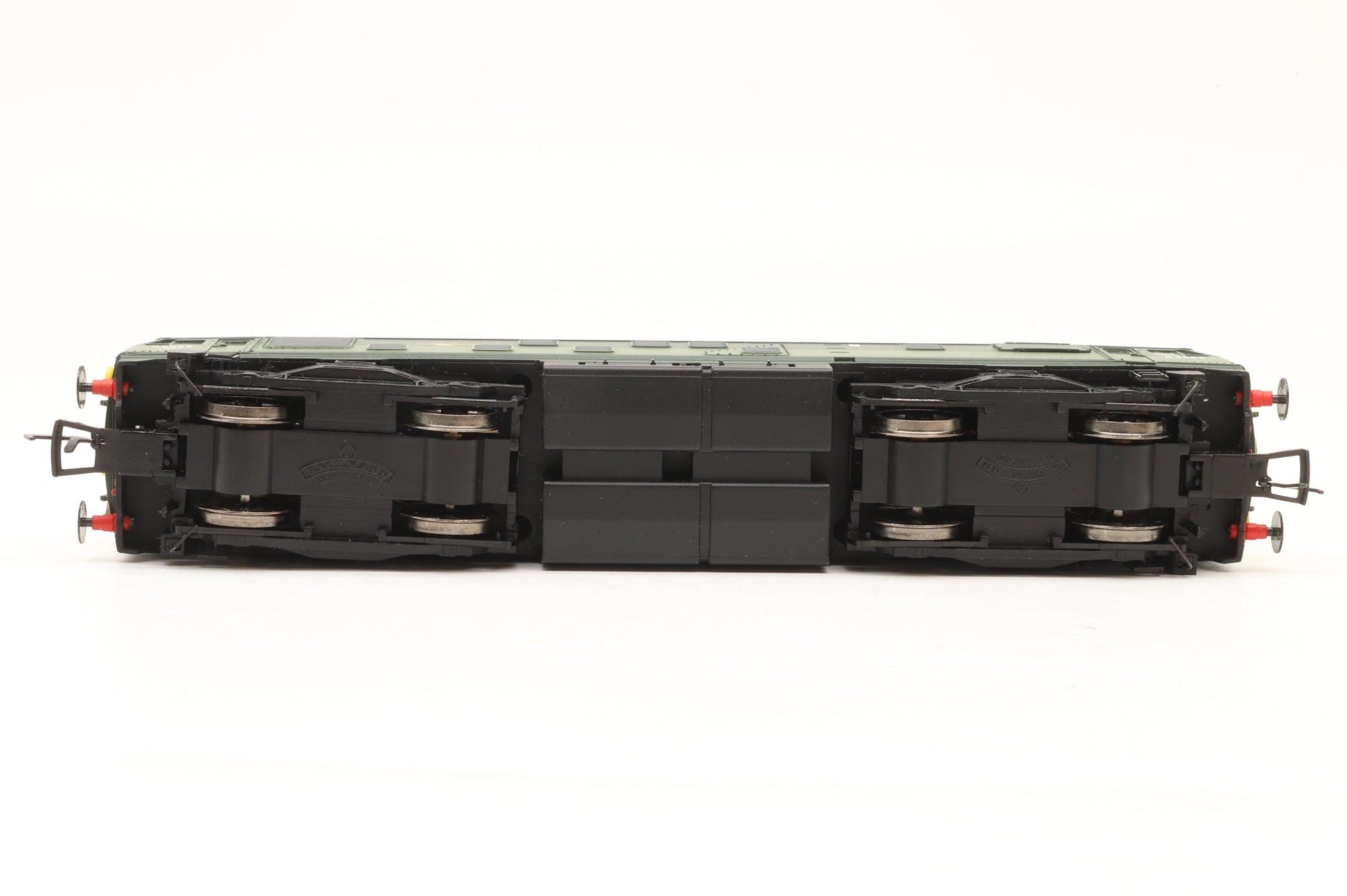 Bachmann OO 32-427 Class 24 D5085 in BR Two-Tone Green w/ SYPs