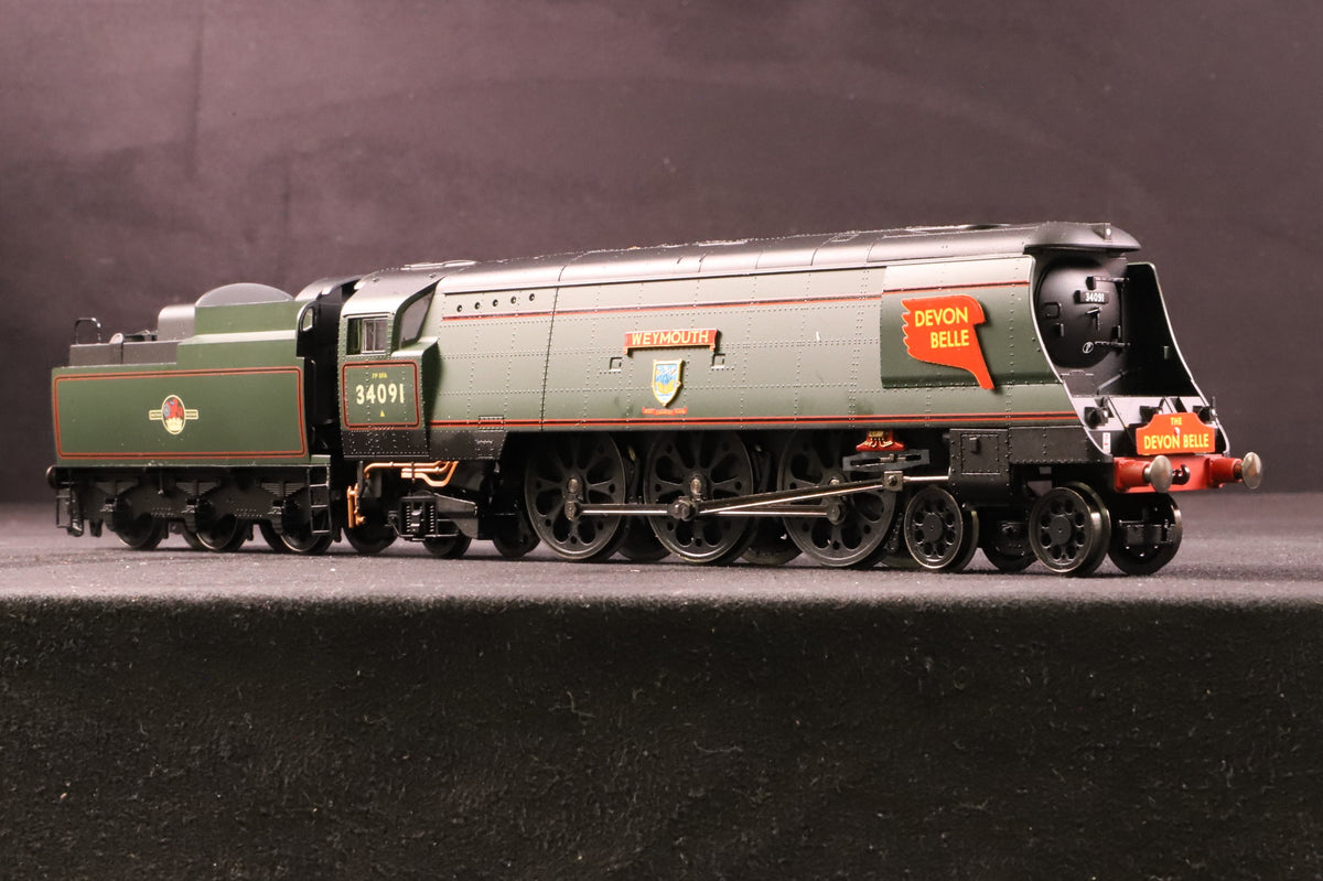 Hornby OO R2282 West Country Class 34091 &#39;Weymouth&#39;/&#39;Devon Belle&#39; in BR Lined Green w/ Late Crests