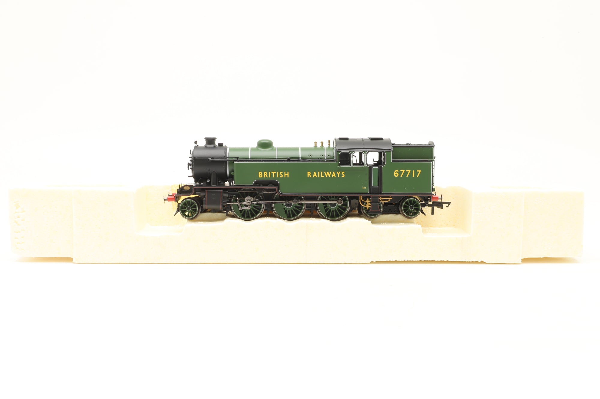 Hornby R2959 BR Thompson L1 '67717'