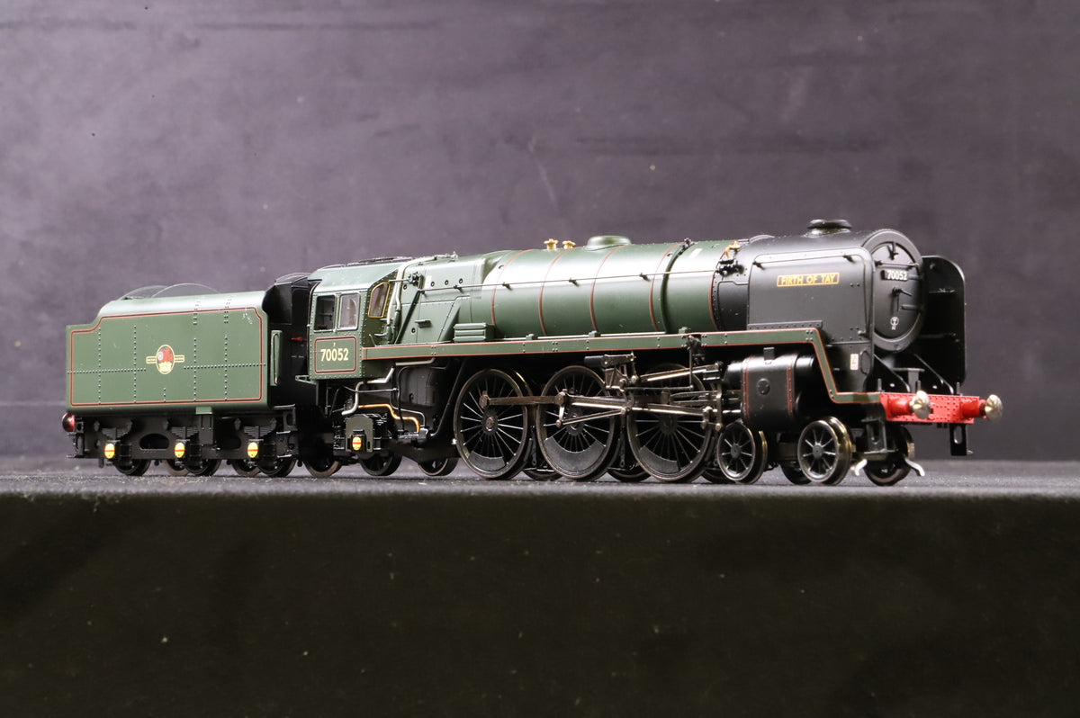 Hornby OO R2564 Britannia Class &#39;70052&#39; &#39;Firth Of Tay&#39; BR Lined Green L/C