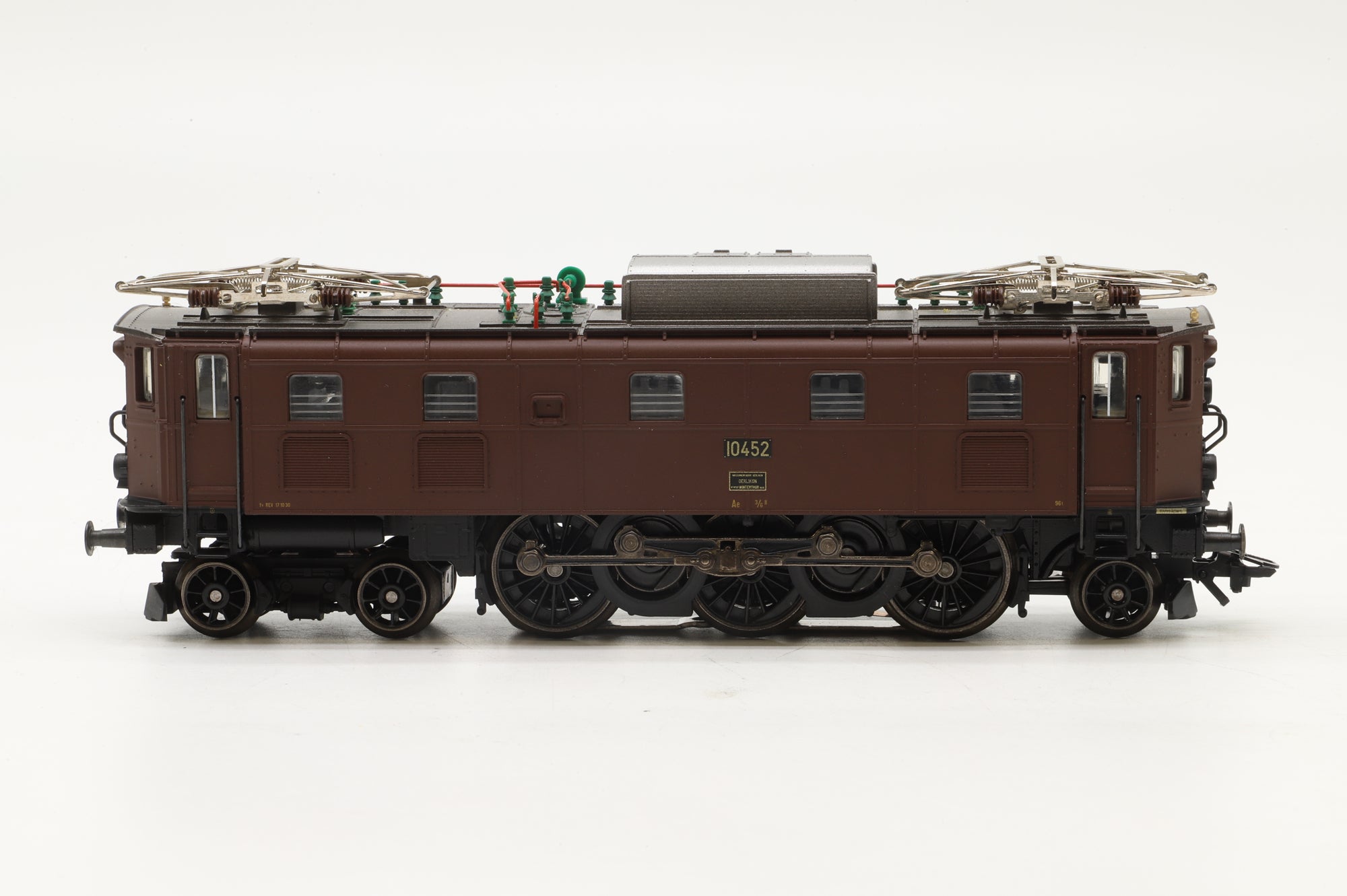 Marklin HO 37513 Class Ae 3/6 II Express Electric Locomotive 3 Rail MFX Sound
