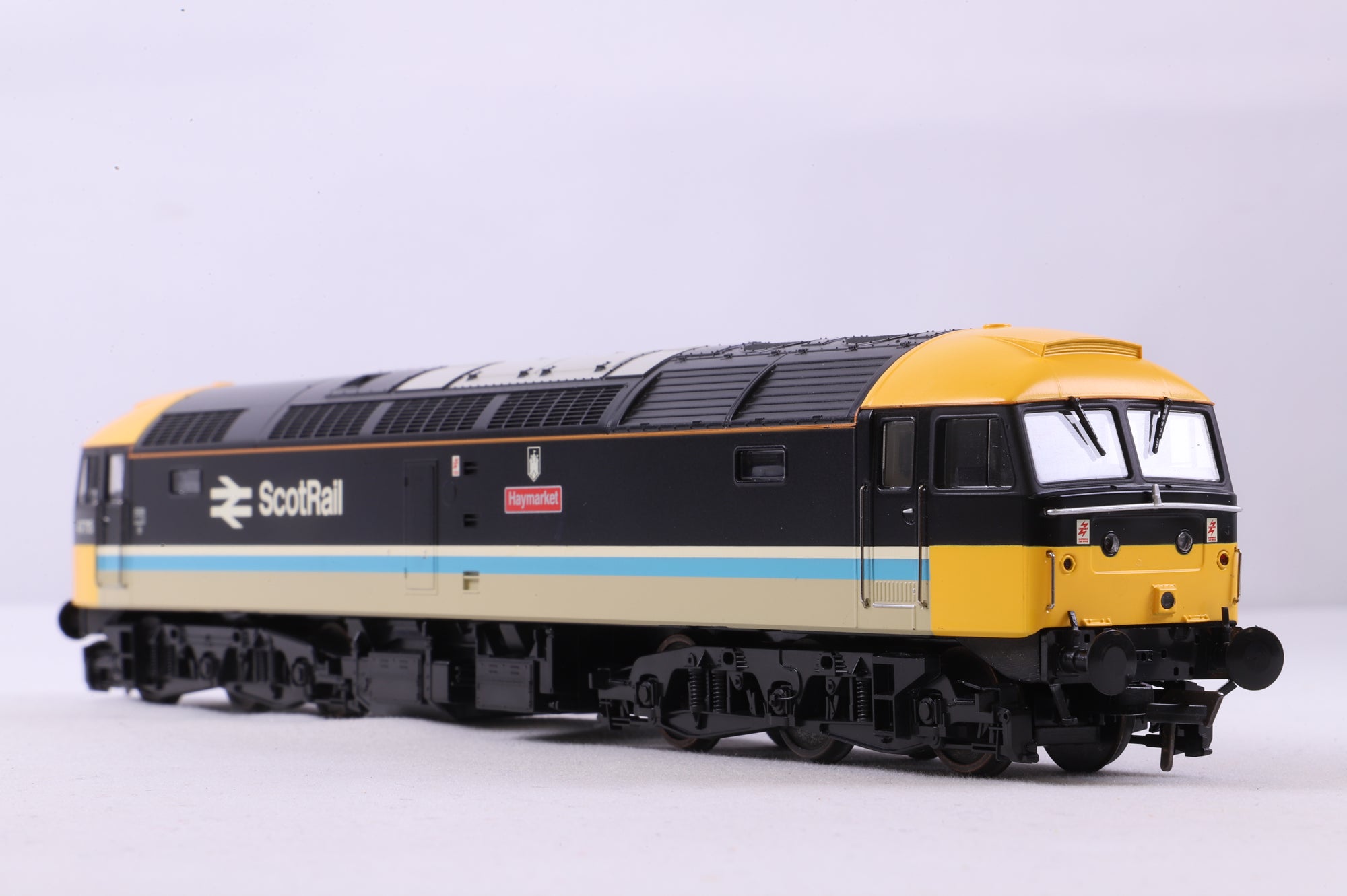 Heljan OO 4807 Class 47 47715 'Haymarket' in BR Scotrail Livery