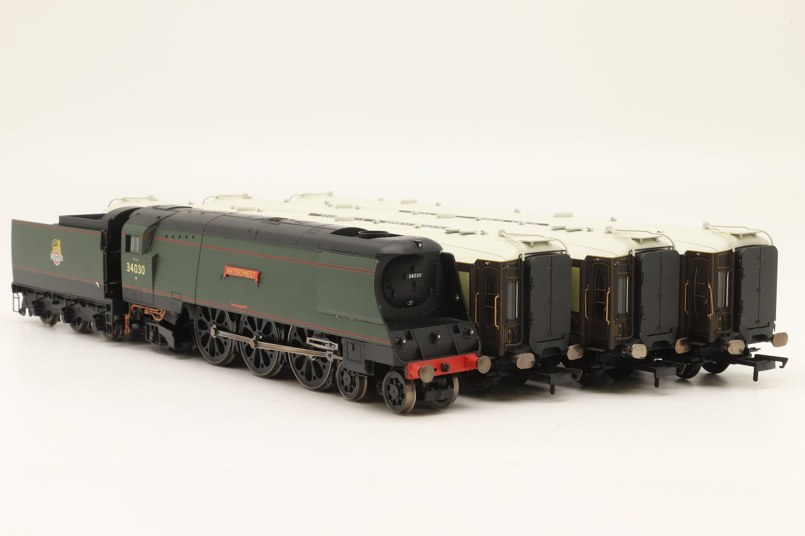 Hornby OO R2568 'Devon Belle' Train Pack Incl. West Country Class No.34030 & 3x K-Type Pullman Coaches