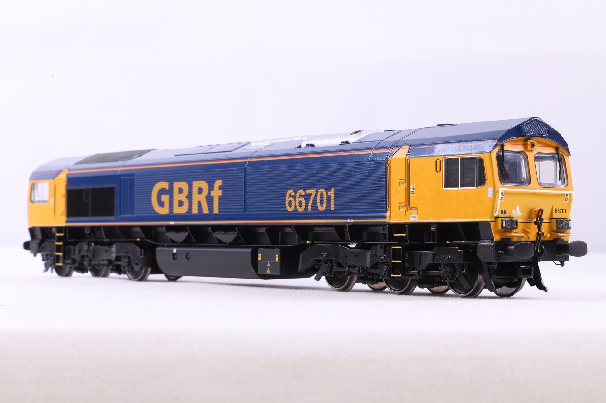 Bachmann OO 32-727 Class 66 '66701' Diesel GBRf