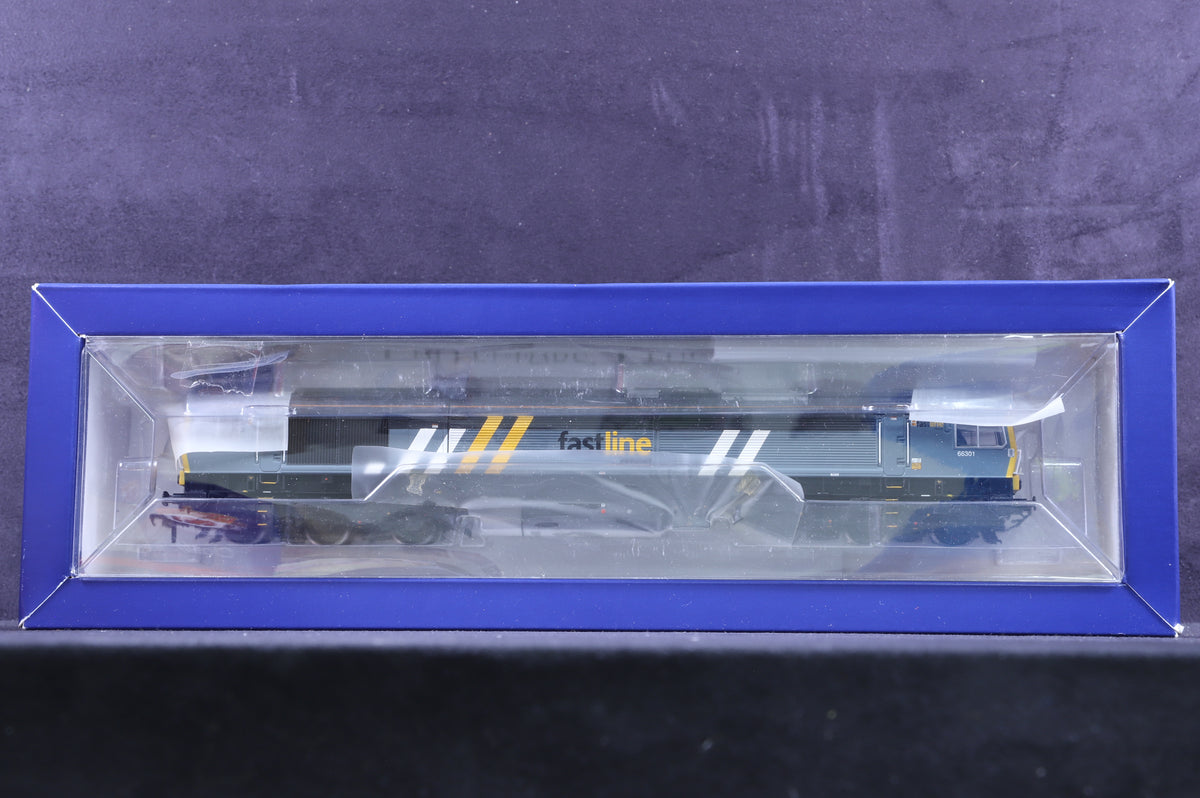 Bachmann OO 32-979Y Class 66 66301 in Fastline Livery