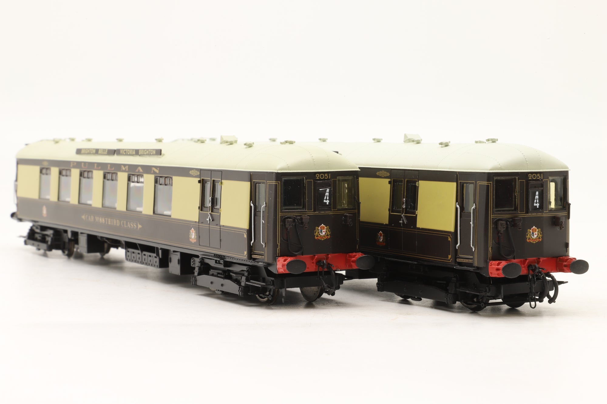 Hornby OO R2987X Brighton Belle 1934 Train Pack, DCC Fitted