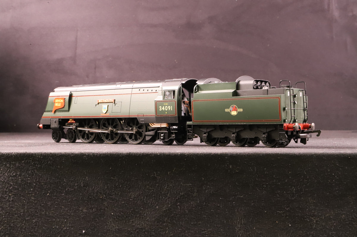 Hornby OO R2282 West Country Class 34091 &#39;Weymouth&#39;/&#39;Devon Belle&#39; in BR Lined Green w/ Late Crests