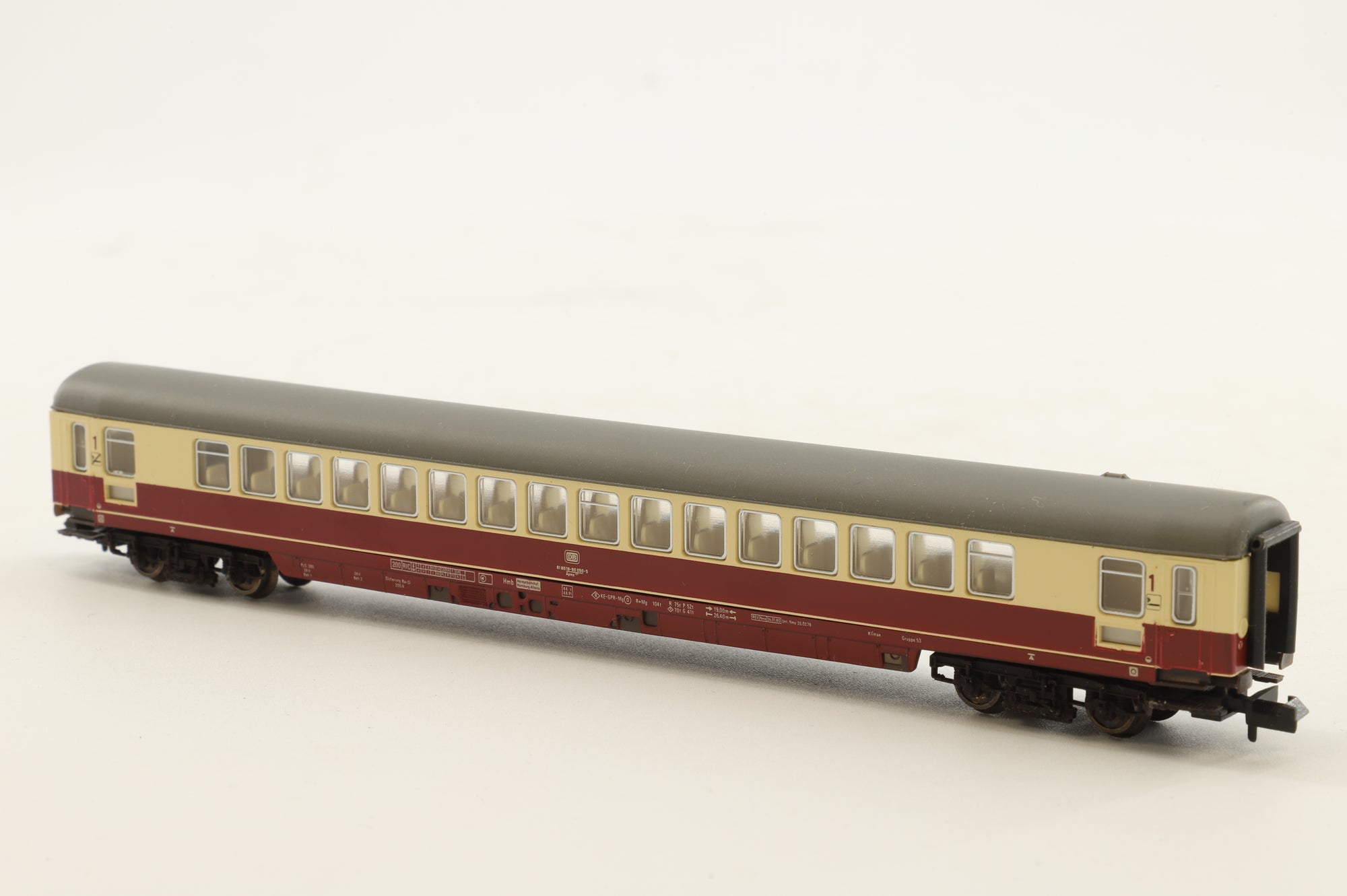 Fleischmann N Rake Of 2 DB IC Coches Inc. 8160 & 8163