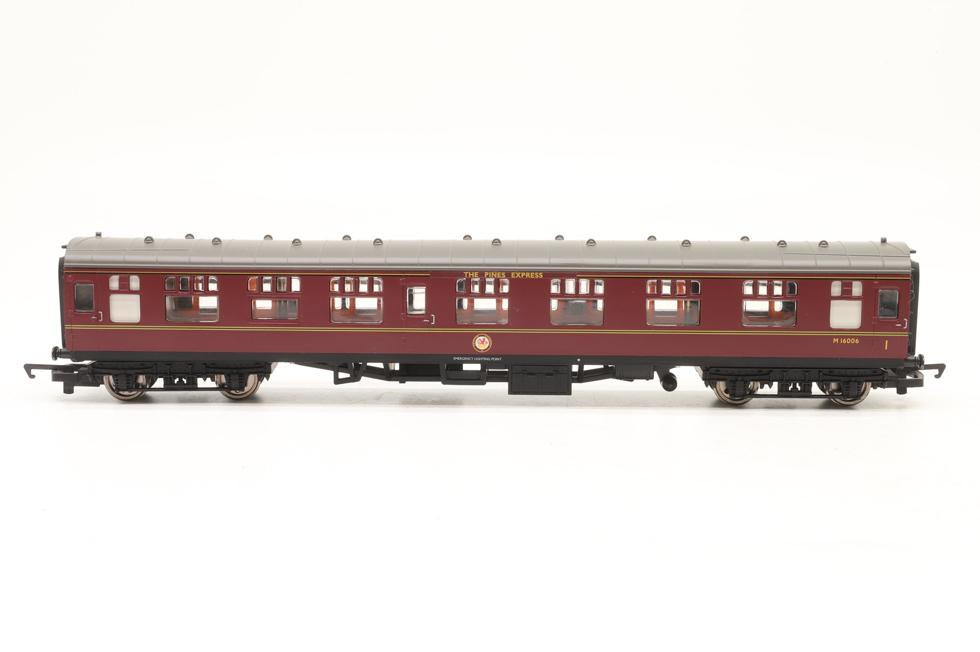 Hornby OO R2436 'The Pines Express' Train Pack