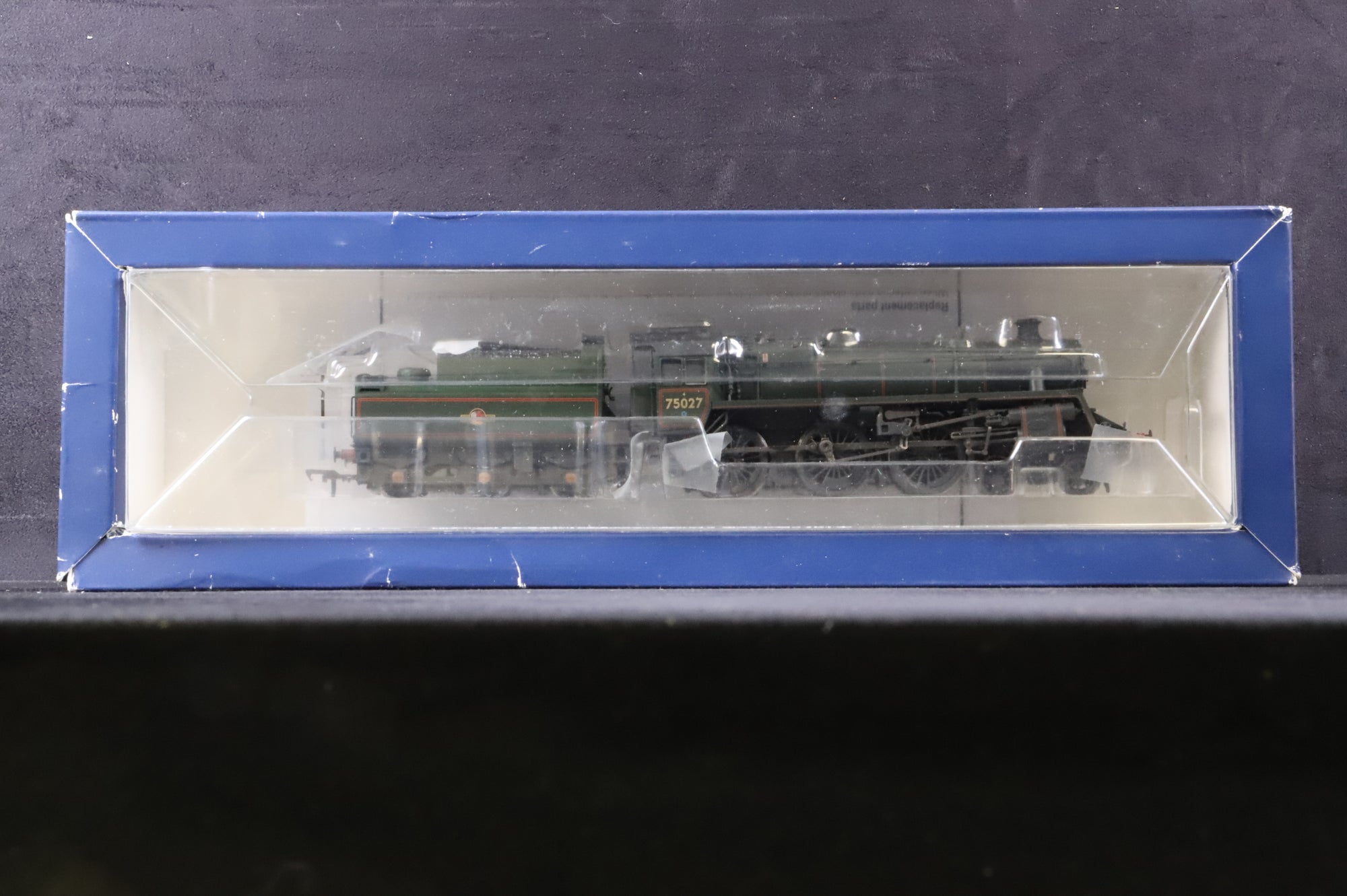 Bachmann OO 31-115 Standard Class 4MT '75027' BR 2 Tender BR Lined Green L/C Weathered