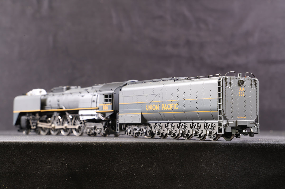 Rivarossi HO 1527/1 4-8-4 Fef 3 &#39;836&#39; Union Pacific Grey