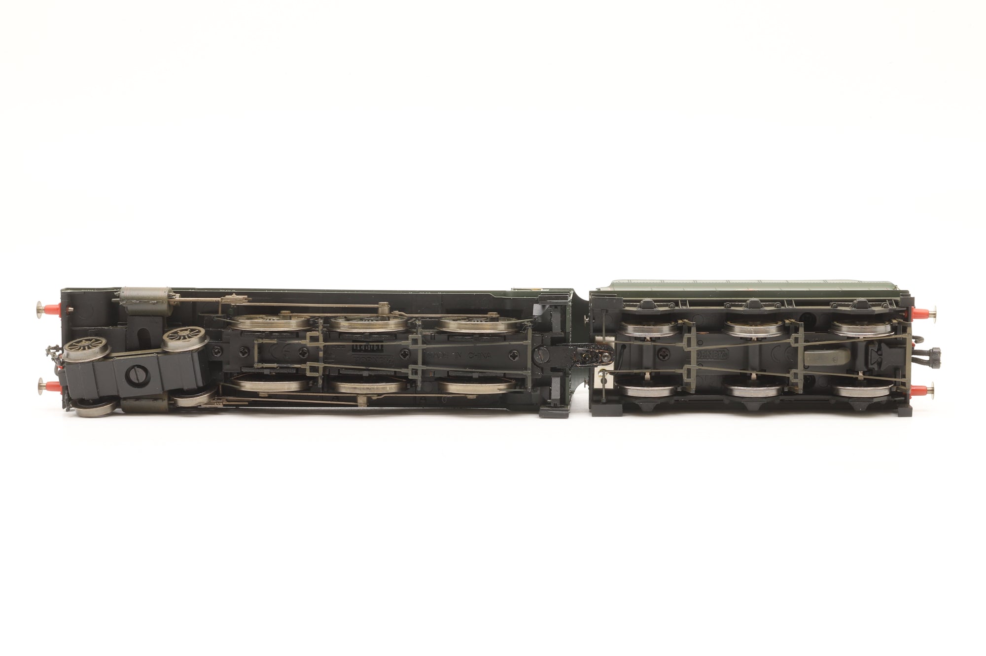 Hornby OO R2404 Grange Class 6800 'Resolven Grange' in Lined BR Green w/ Late Crests - Weathered