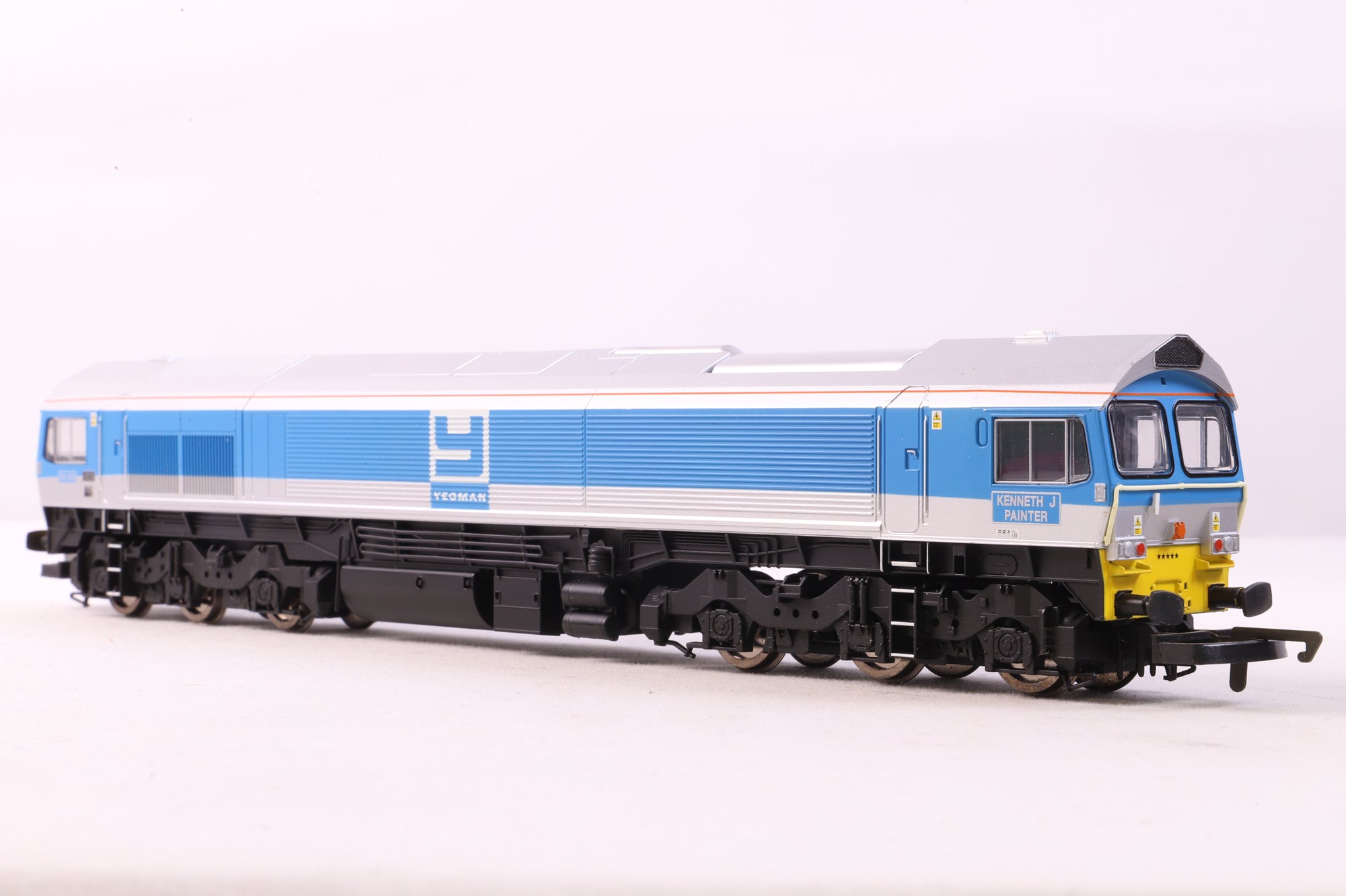 Hornby OO R2519 Foster-Yeoman CO-Co Class 59 '59005' 'Kenneth J Painter', DCC Fitted
