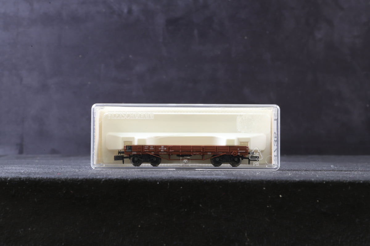 Fleischmann N Rake Of 5 Flat Bed Wagons Inc. 8258x2, 8735 &amp; 87358701