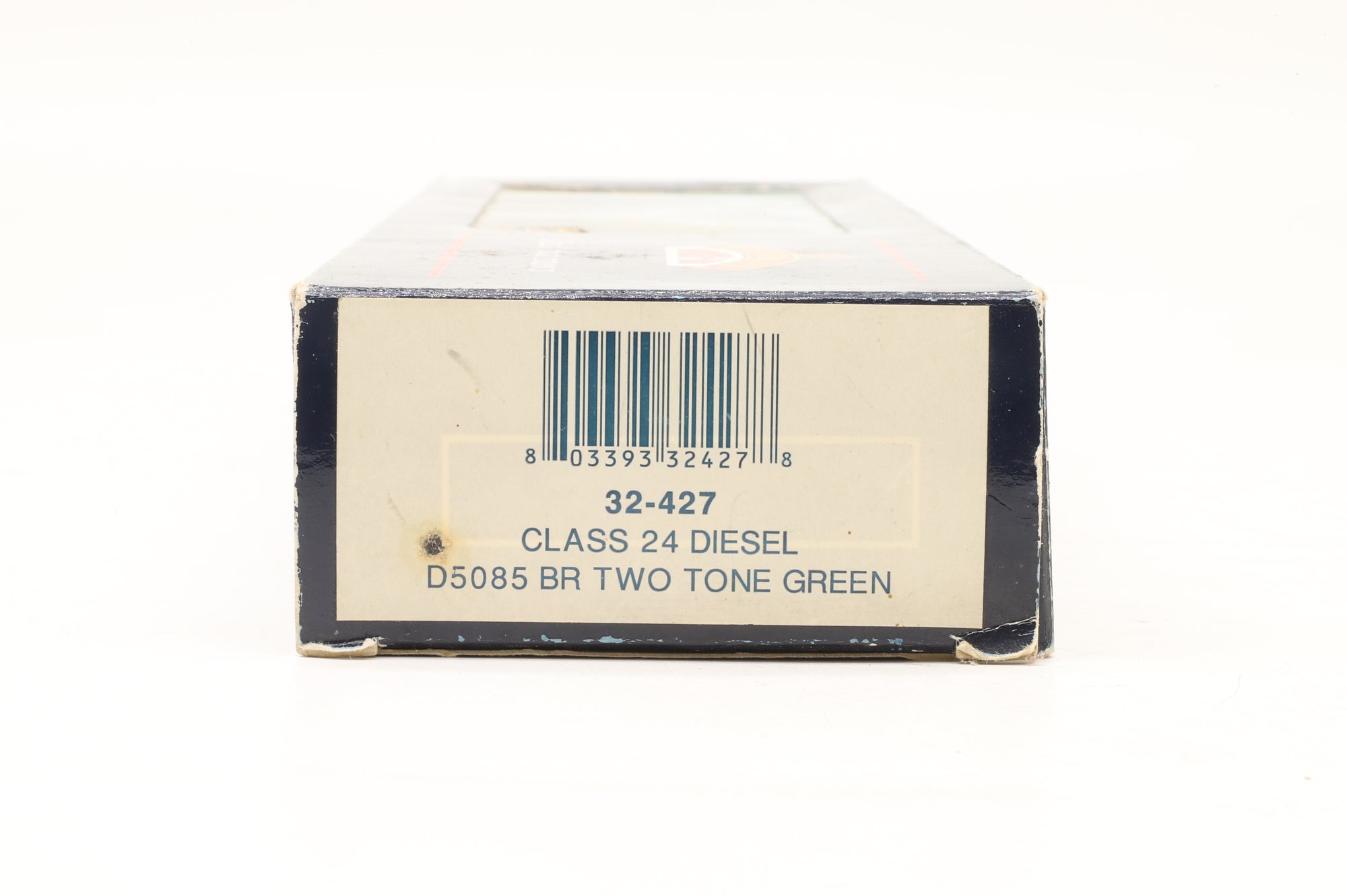 Bachmann OO 32-427 Class 24 D5085 in BR Two-Tone Green w/ SYPs