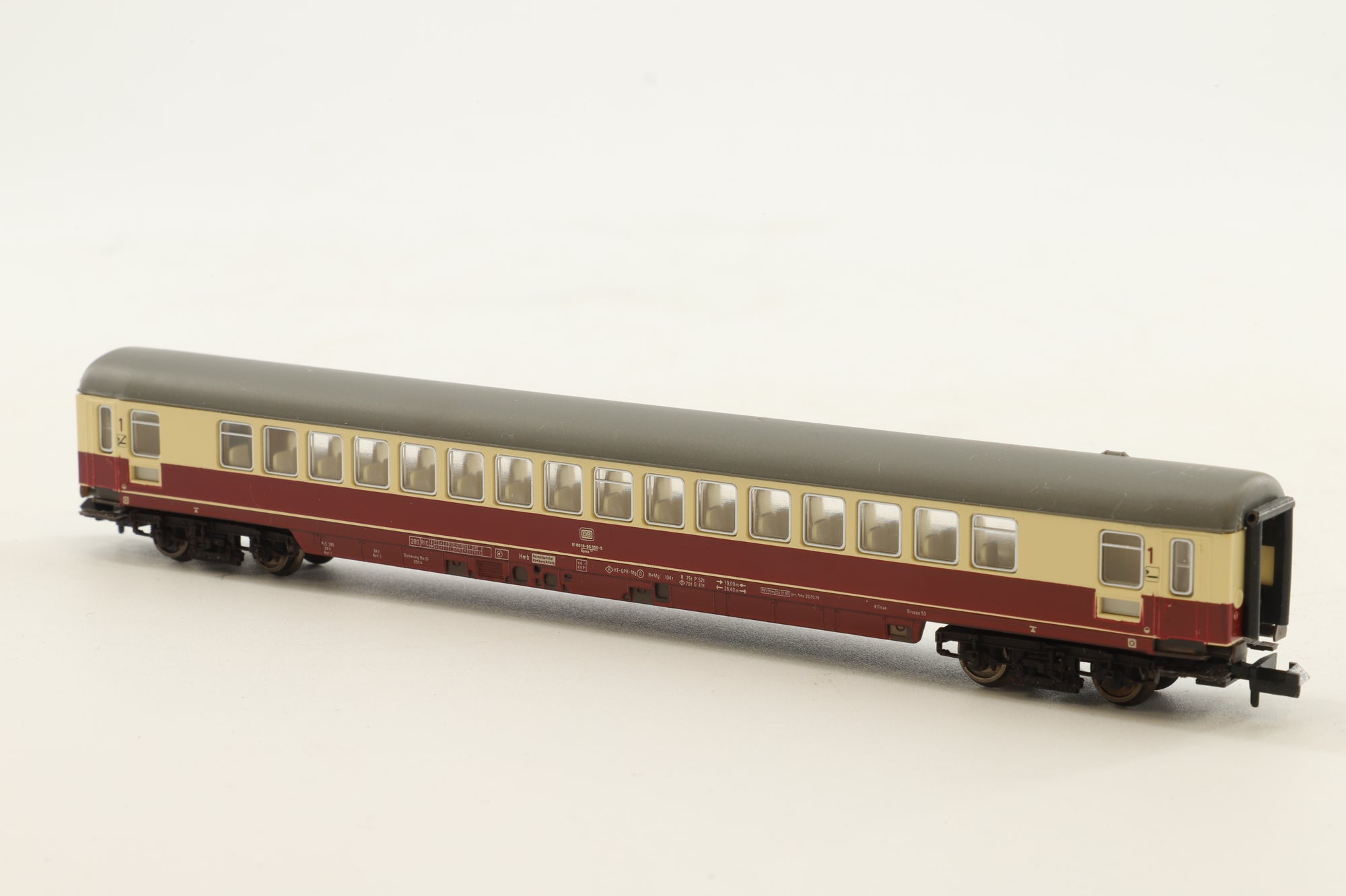 Fleischmann N Rake Of 2 DB IC Coches Inc. 8160 & 8163