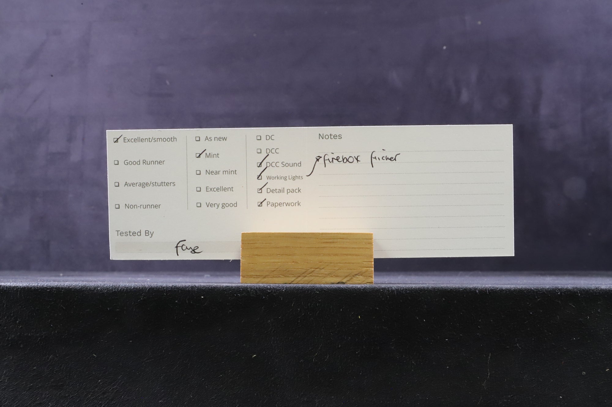 Rapido OO 914505 Jones Goods '17928' LMS Lined Black DCC Sound