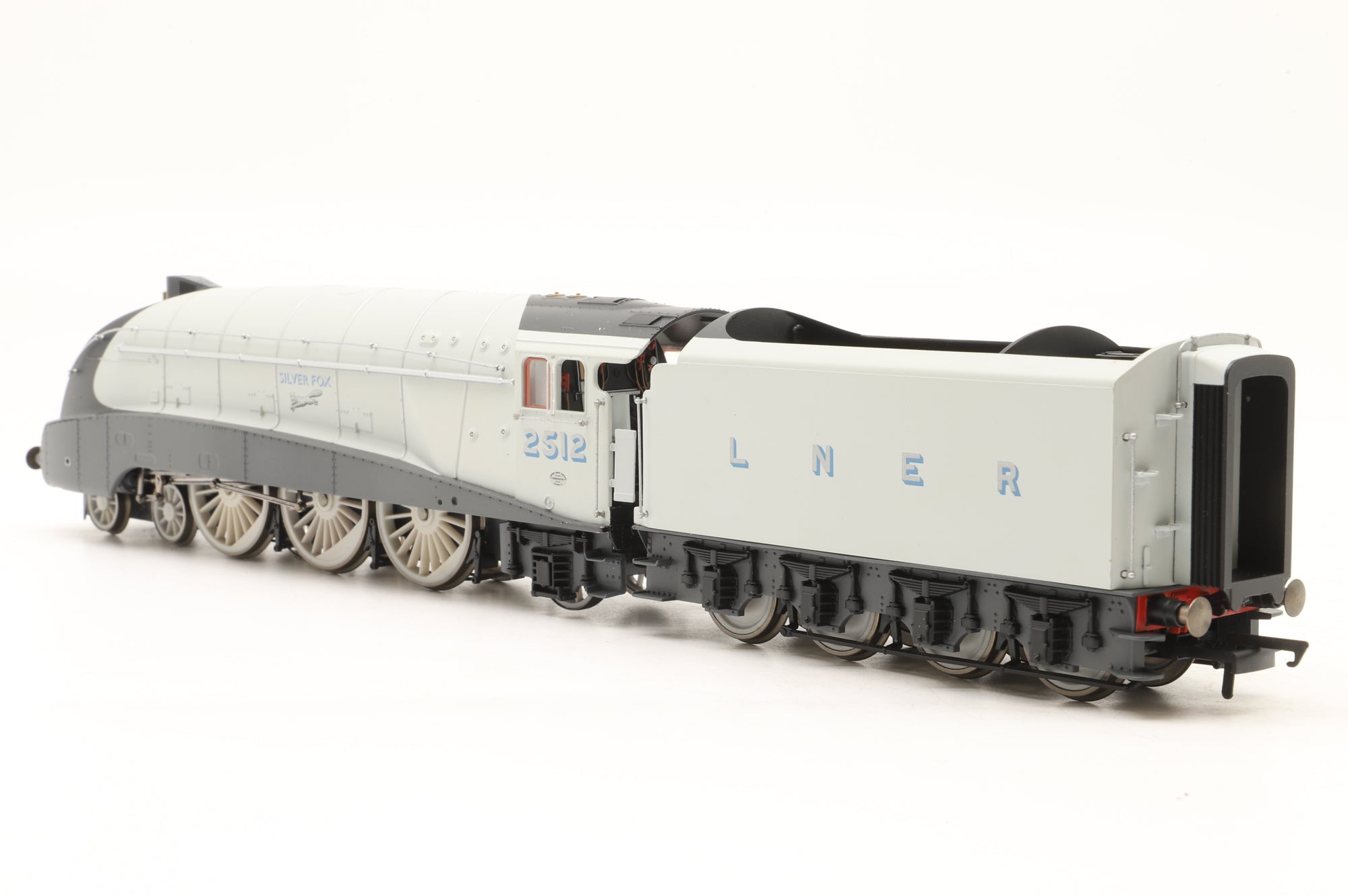 Hornby OO R2373M Silver Fox Train Pack Ltd Ed 73/ 1500