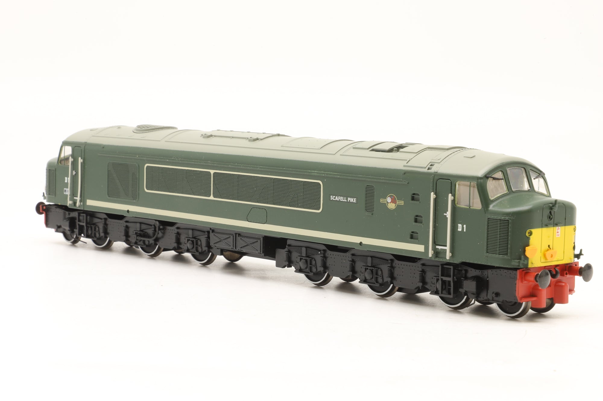 Bachmann OO 32-650 Class 44 D1 'Scafell Pike' in BR Green