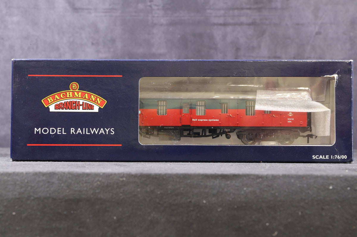 Bachmann OO 39-183(A) Rake Of 2 BR MK1 Full Brake BGs NEX/ NF RES Grey/ Red