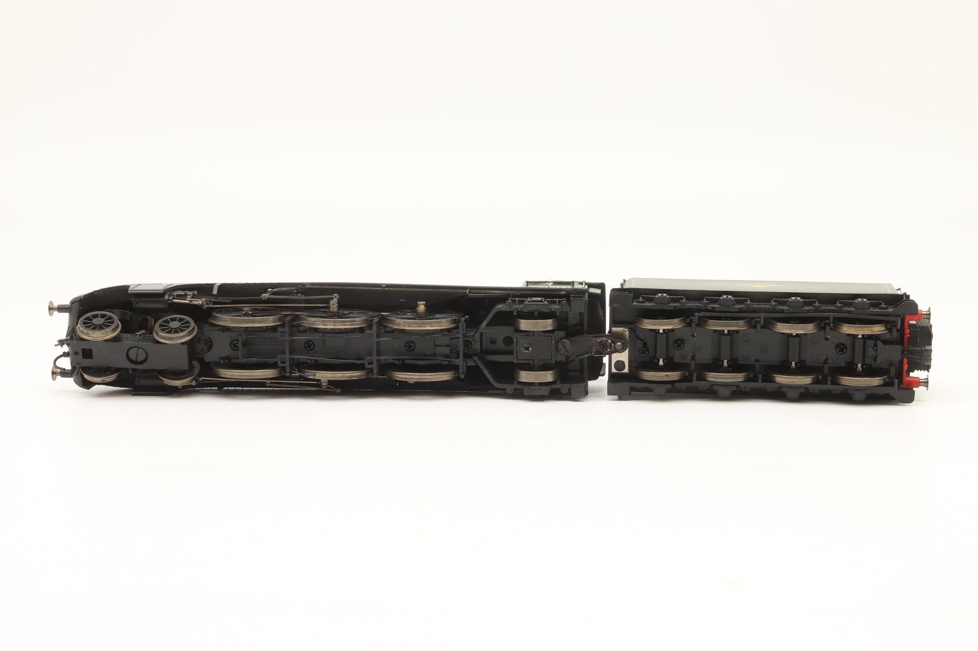 WORKSHOP Hornby OO R2340 Class A4 '60031' 'Golden Plover' BR Lined Green L/C