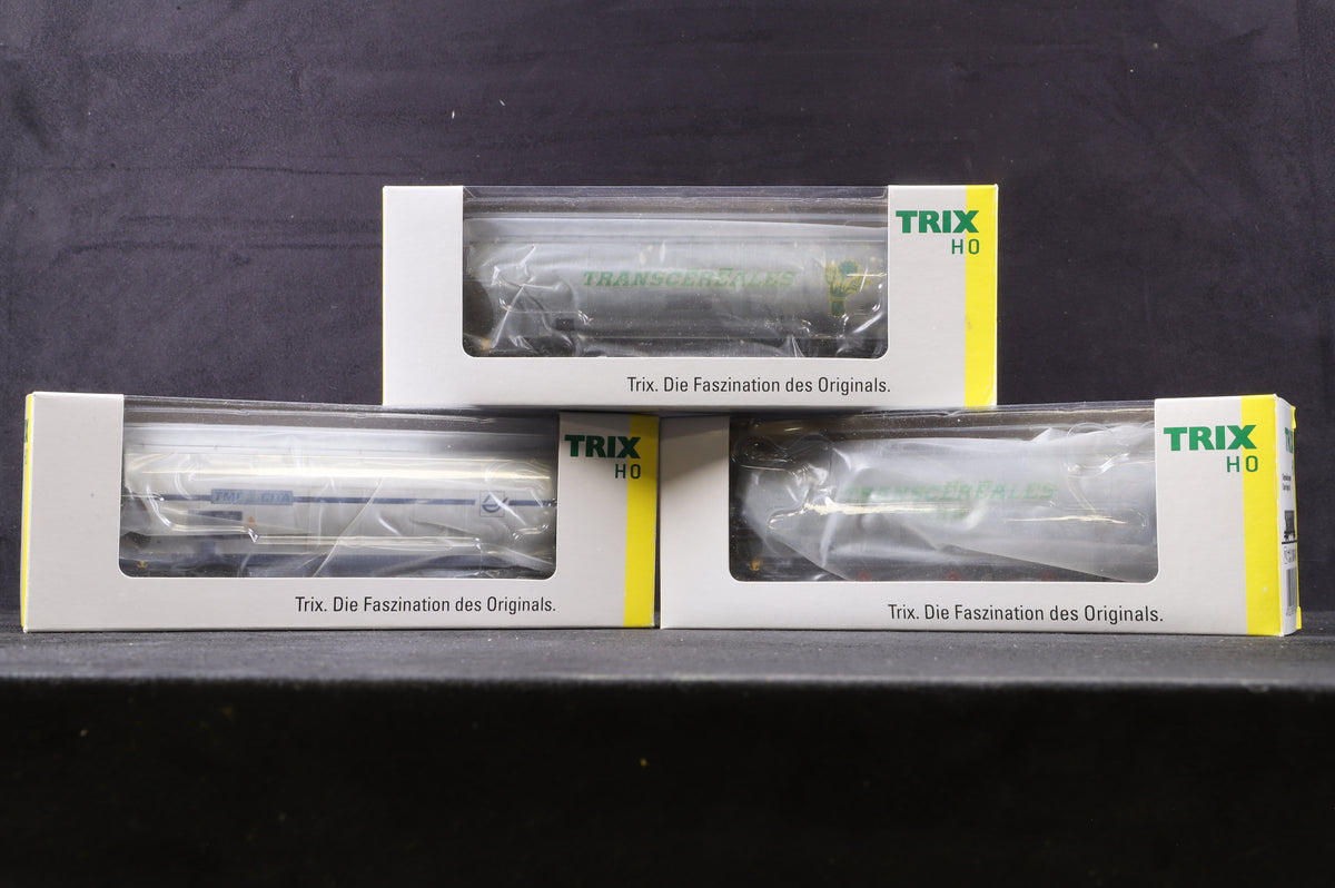 Trix HO 24364 3 Pack of Grain Hopper Wagons in Transcērēales/TMF-CITA Liveries