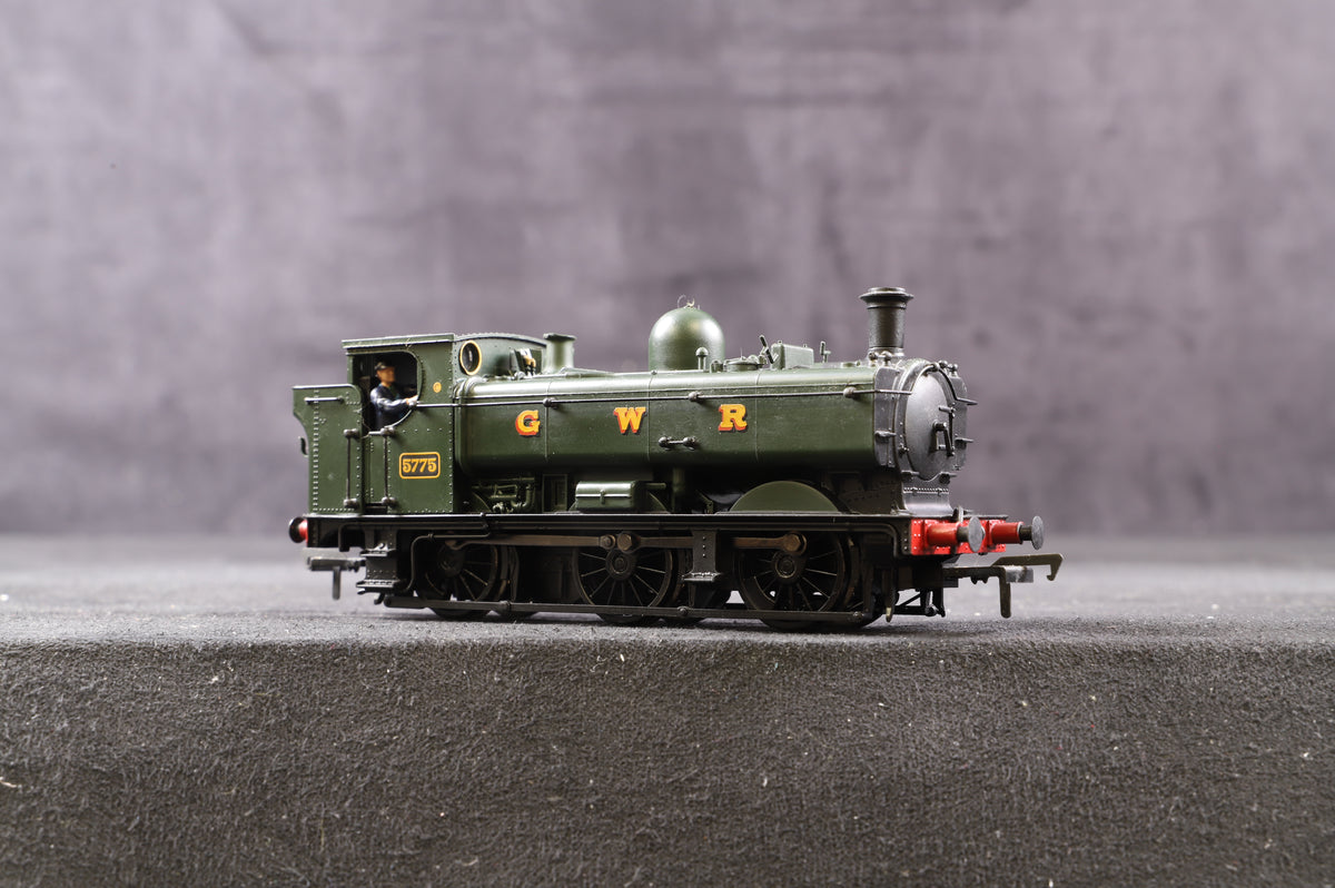 Bachmann OO 32-215 Class 57xx Pannier Tank &#39;5775&#39; GWR Green, DCC Fitted