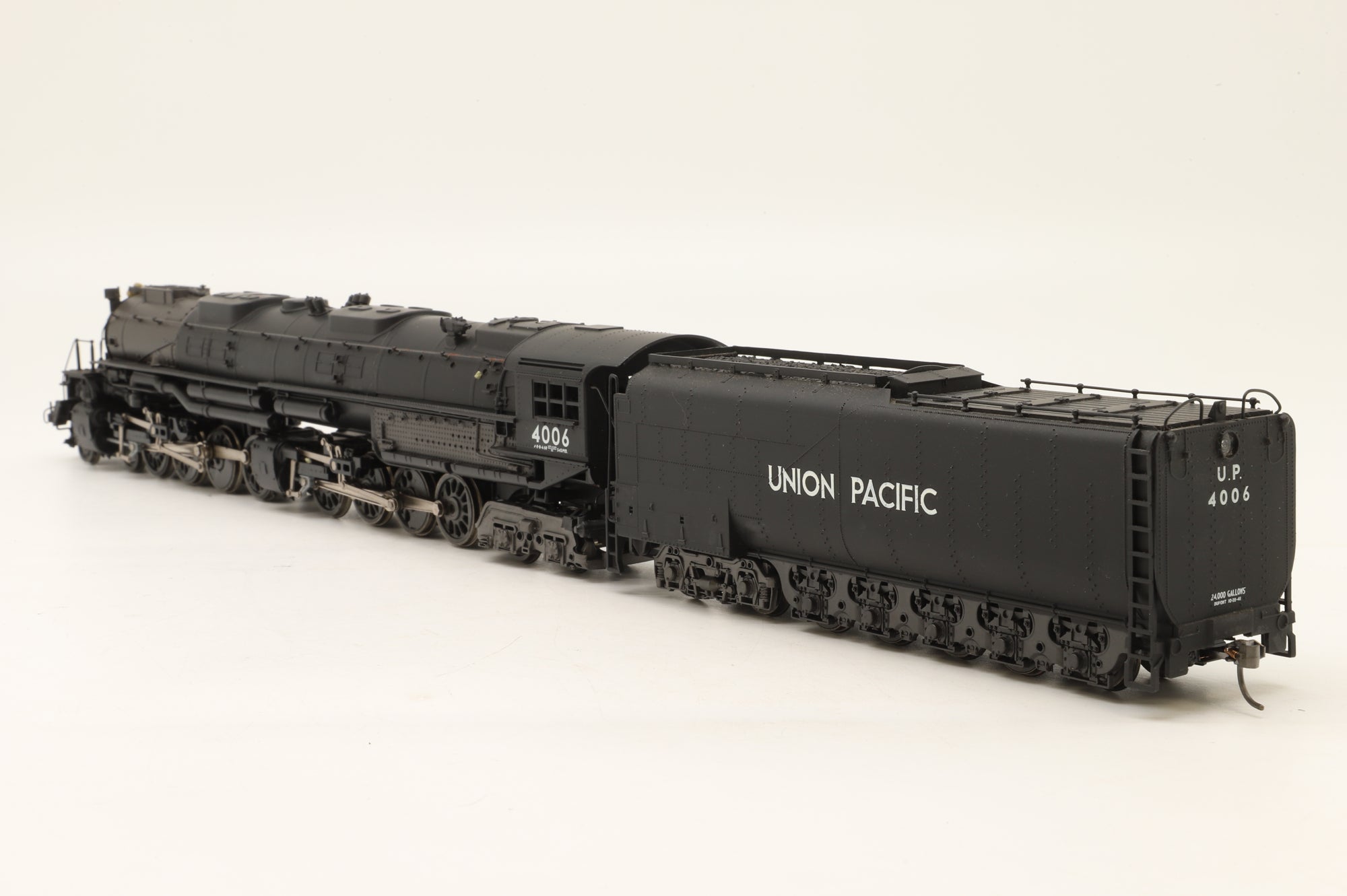 Rivarossi HO 1586 Union Pacific 4-8-8-4 Big Boy #4006