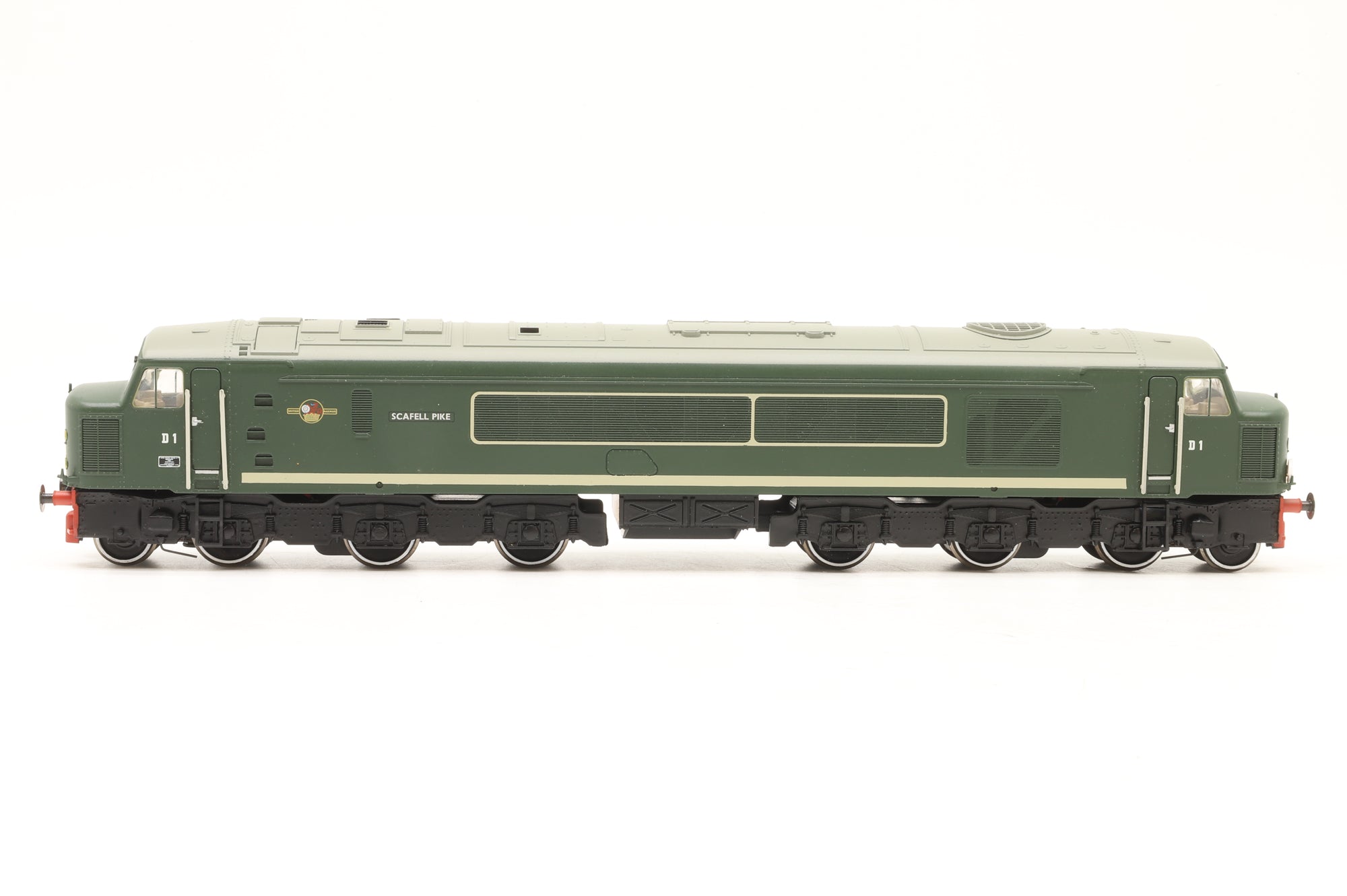 Bachmann OO 32-650 Class 44 D1 'Scafell Pike' in BR Green