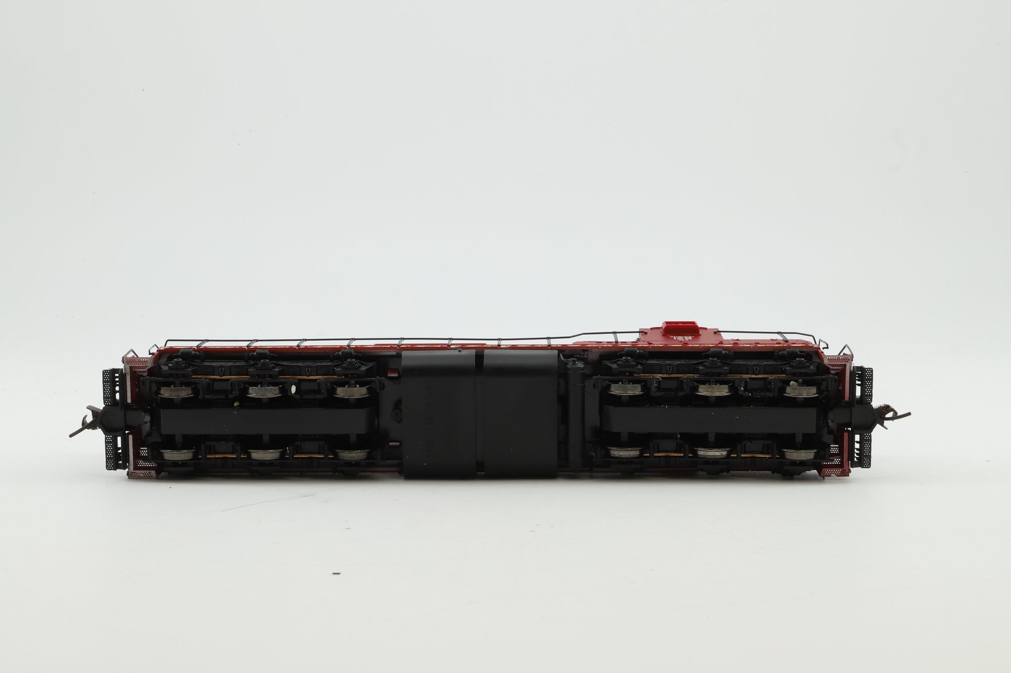 Proto 2000 Series HO 21188 SD9 Loco DM&IR w/Dynamic Brake