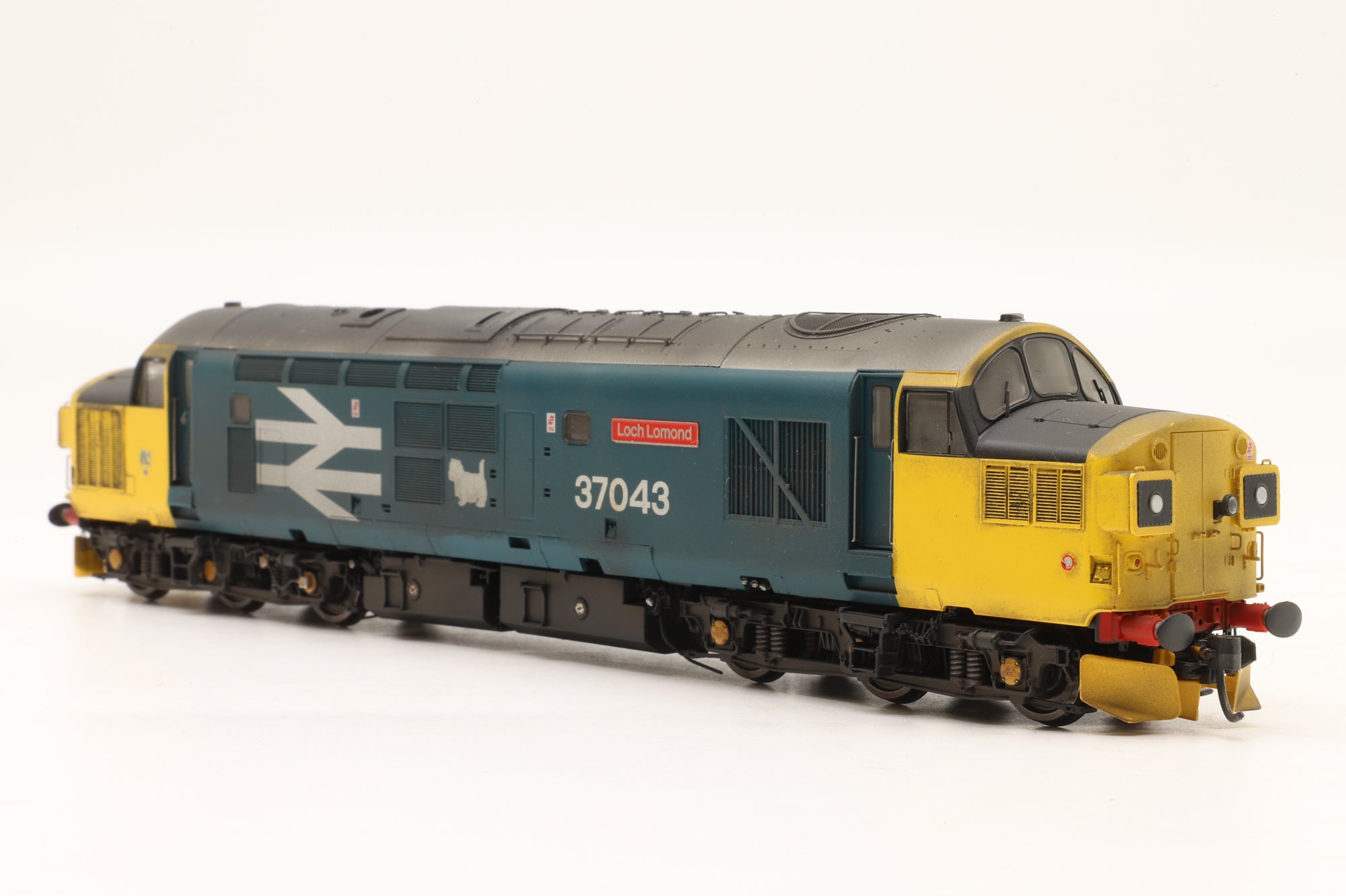 Accurscale OO ACC230637043 Class 37/0 37043 'Loch Lomond' in BR Large Logo Blue – DCC Sound