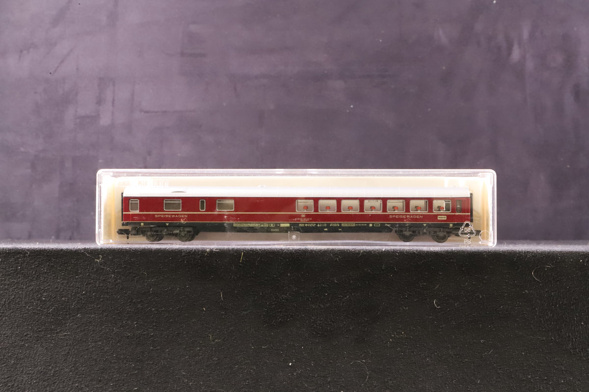 Fleischmann N Rake Of 5 Red &amp; Green DB Coaches Inc. 8100, 8110x2 8111 &amp; 8112