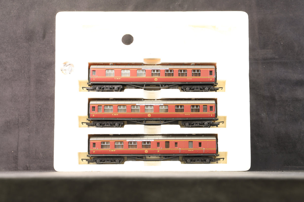 Hornby OO R2167 The Royal Scot Train Pack, Ltd Ed 370/2000