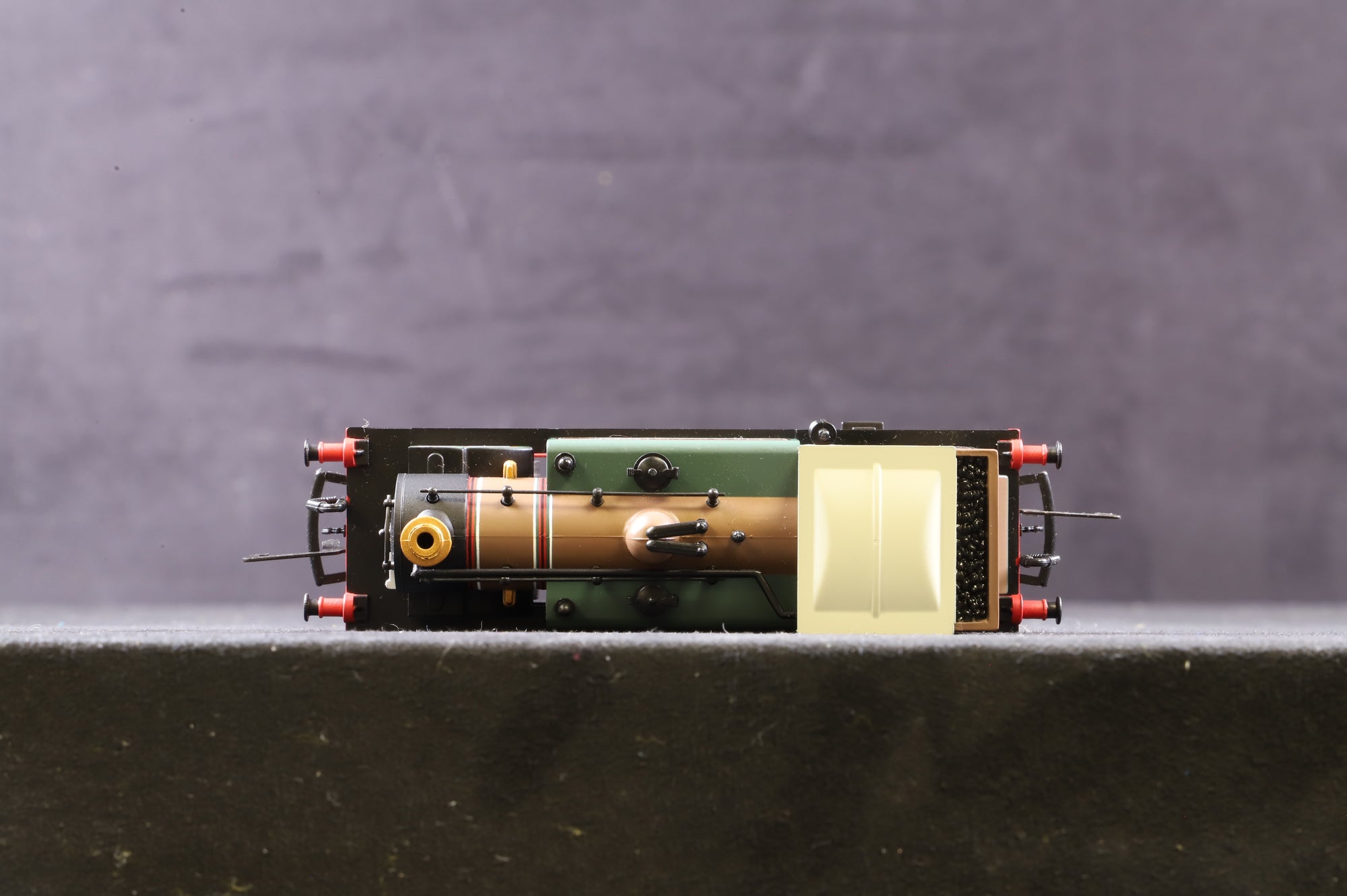 Hornby OO R2483 A1X Terrier No.41 'Picadilly' in Stroudley's Improved Engine 'Green'